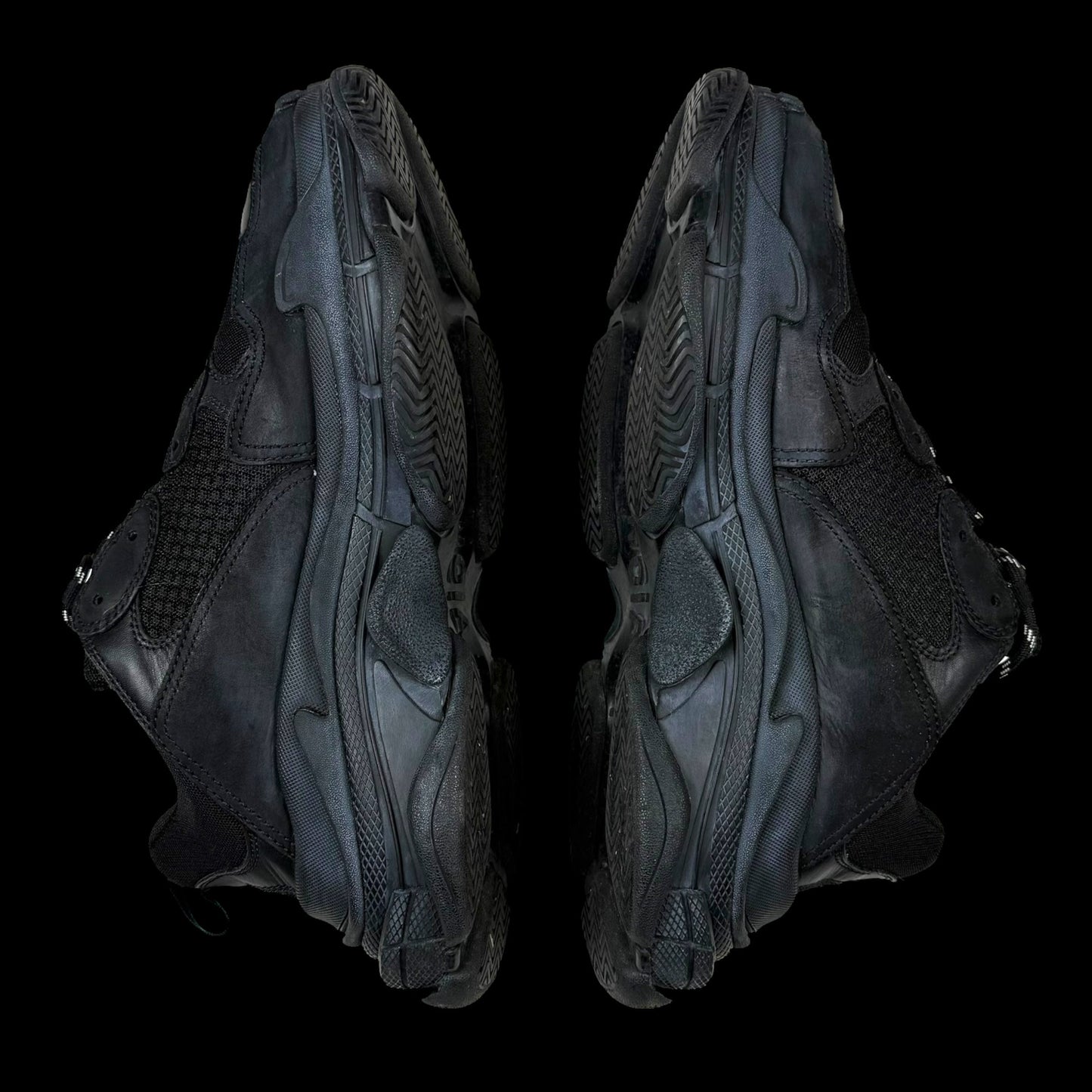 Balenciaga 2017 Triple S Pre-Distressed Triple Black (US11/UK10/EU44)