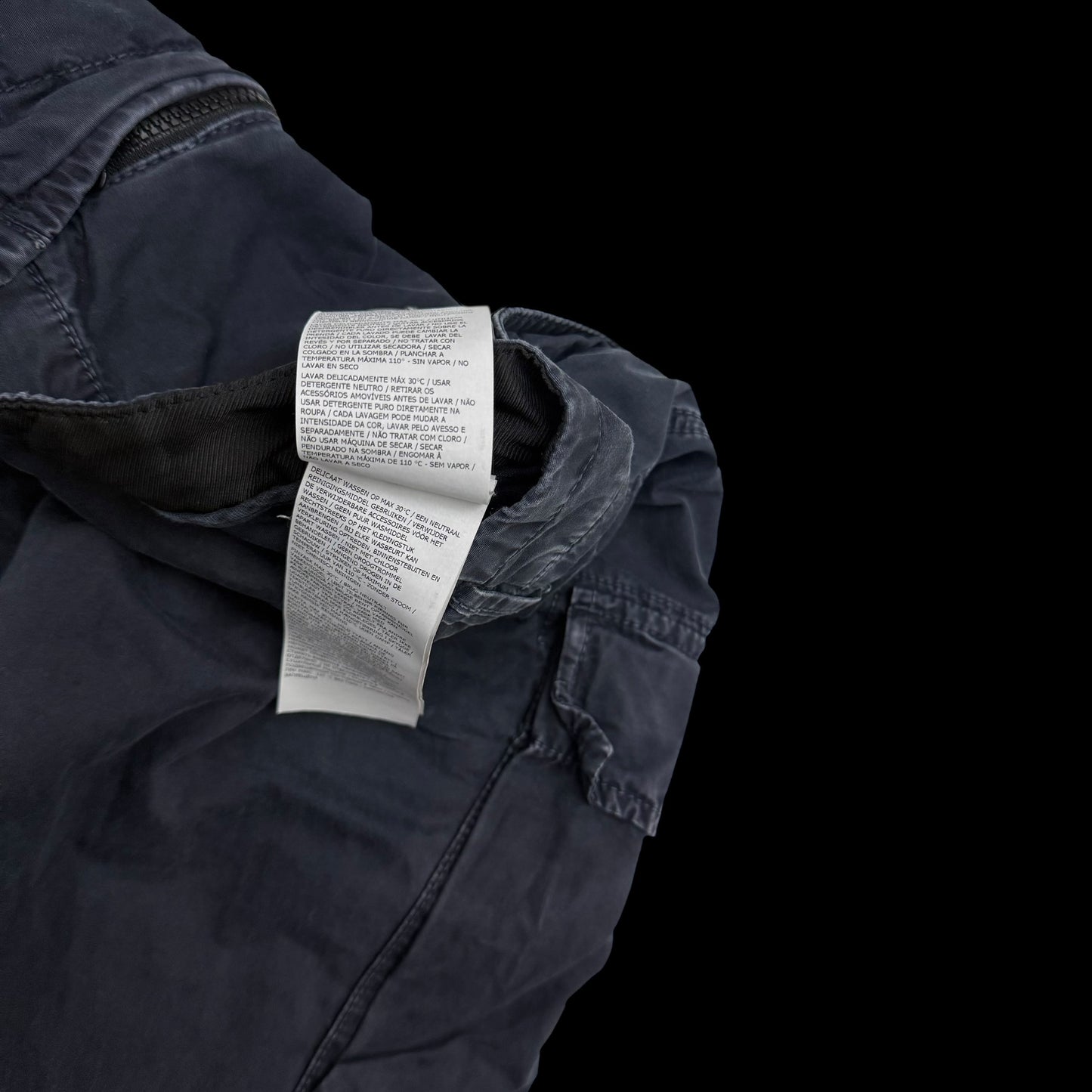 Stone Island Type SL Cargo Pants
Navy (Size 30”)