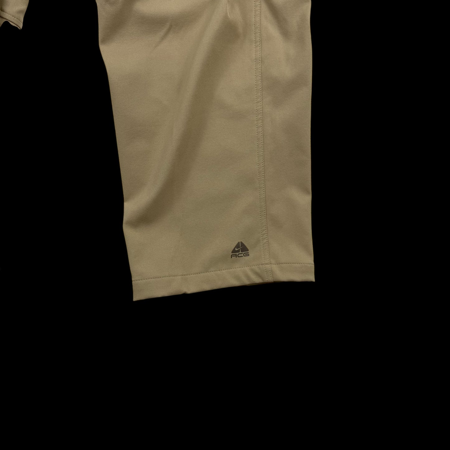 Vintage Nike ACG Cargo Pants Beige (Size M)