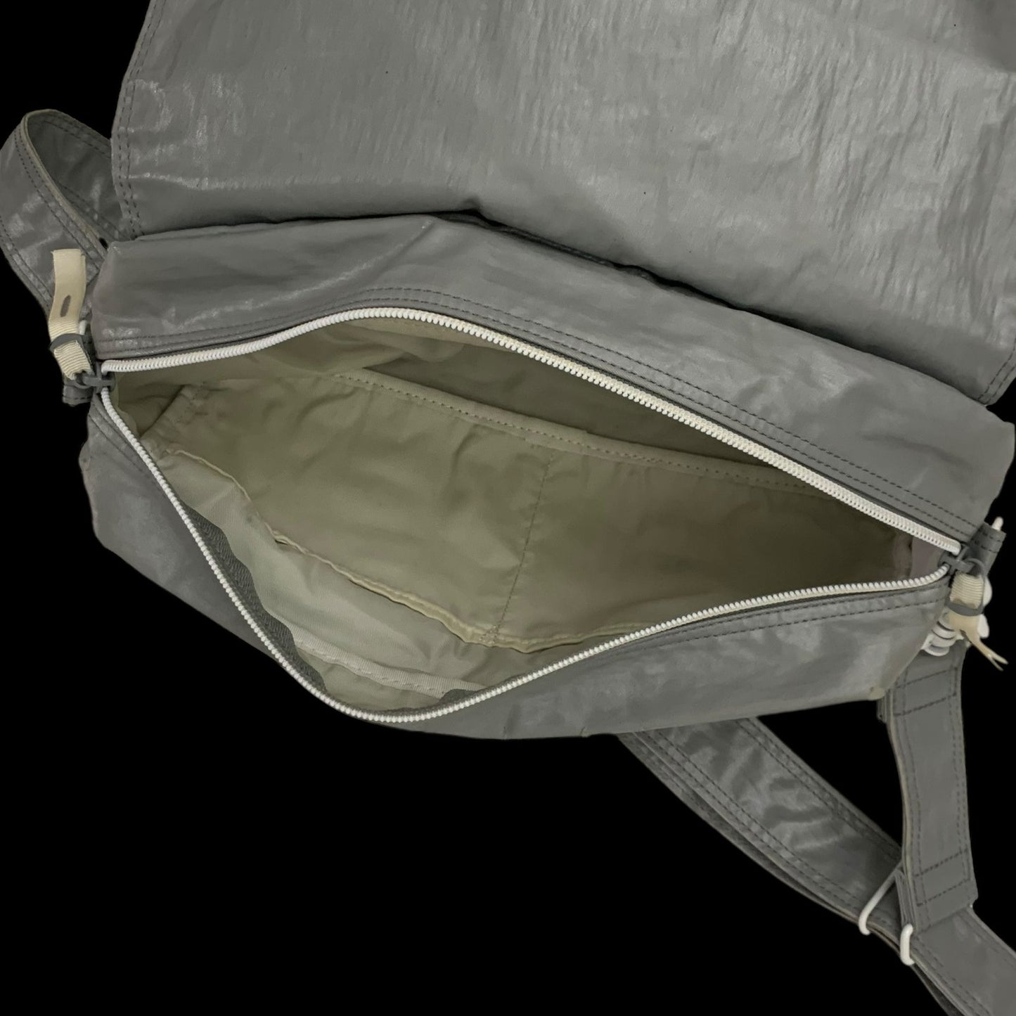 Porter Vintage Nylon Messenger Bag Metallic Silver