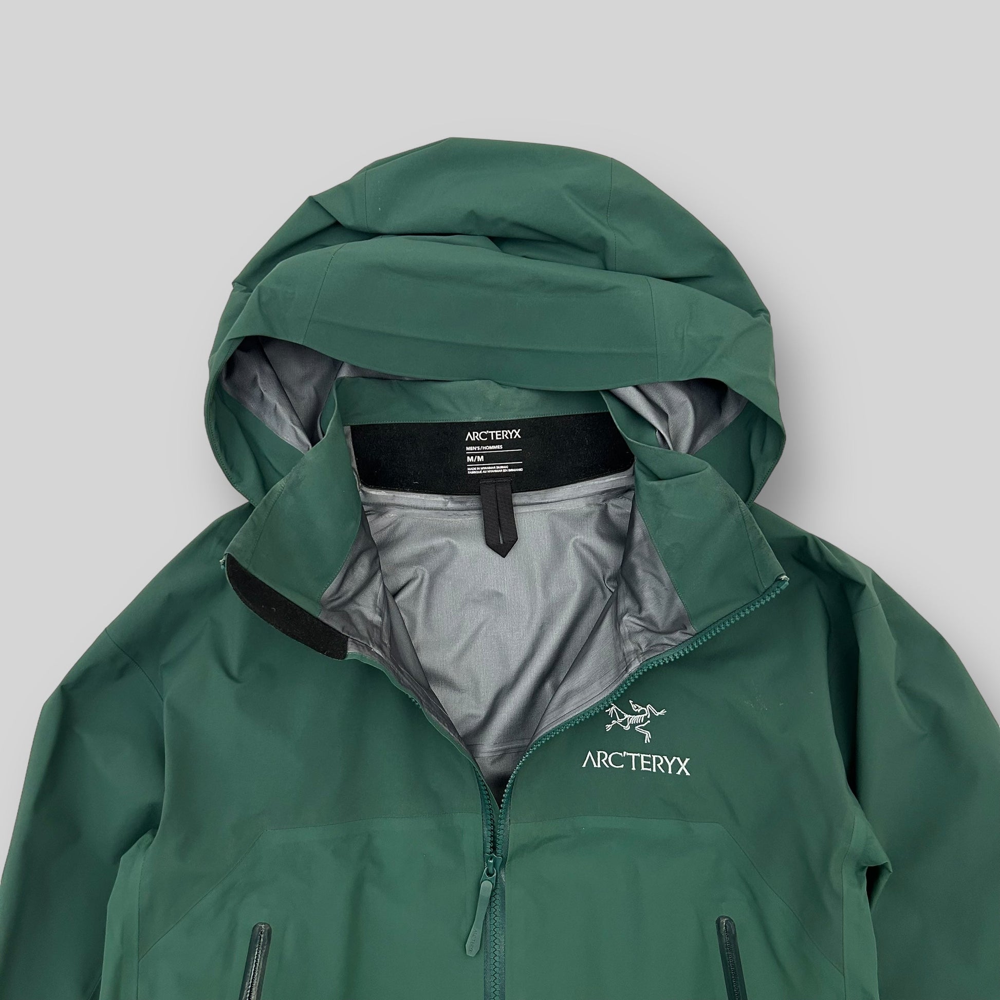 Rare Arc’teryx Beta AR Goretex Jacket ‘Dark Elysium’ Green (Fits M/L)