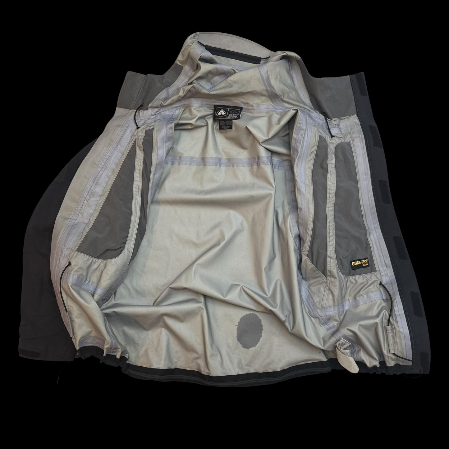 Nike ACG 00s Gore-Tex XCR Oregon Series Jacket Black (Size M)