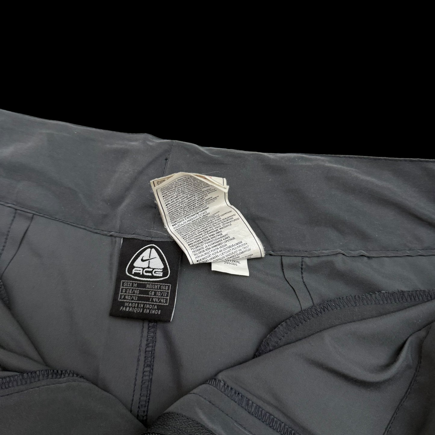 Nike ACG 90s Convertible Nylon Skirt Grey (Size: M & L)