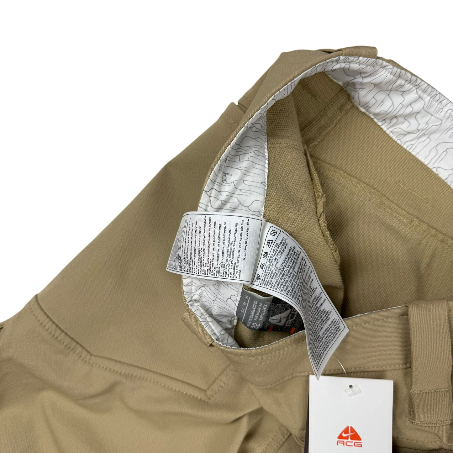 Vintage Nike ACG Cargo Pants Beige (Size M)