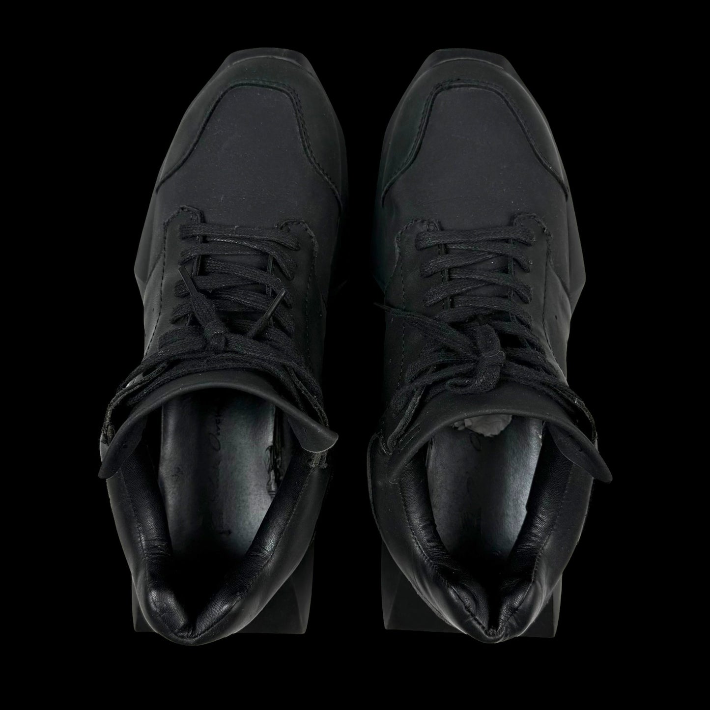 Rick Owens x Adidas Tech Runner ‘Triple Black’ (US8/UK6.5/EU40)