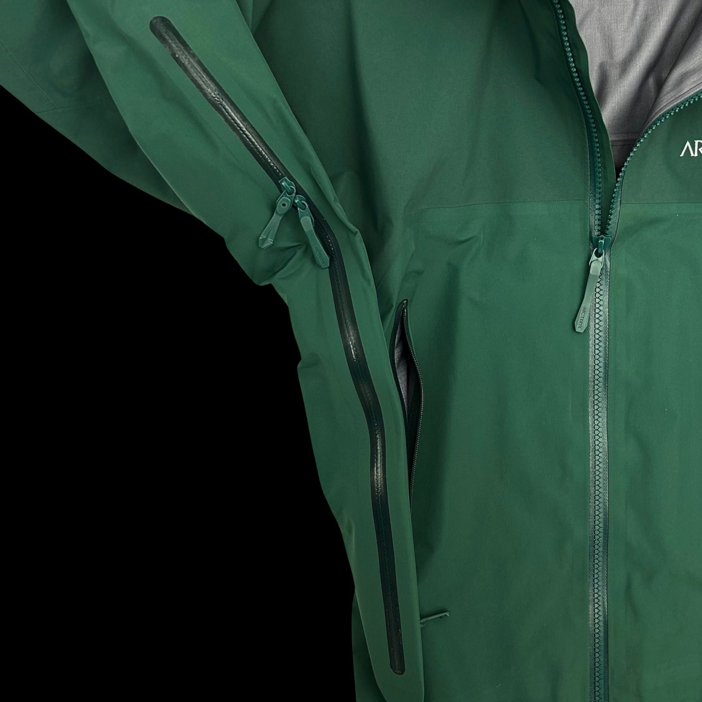 Rare Arc’teryx Beta AR  Goretex Jacket ‘Dark Elysium’ Green (Fits M/L)