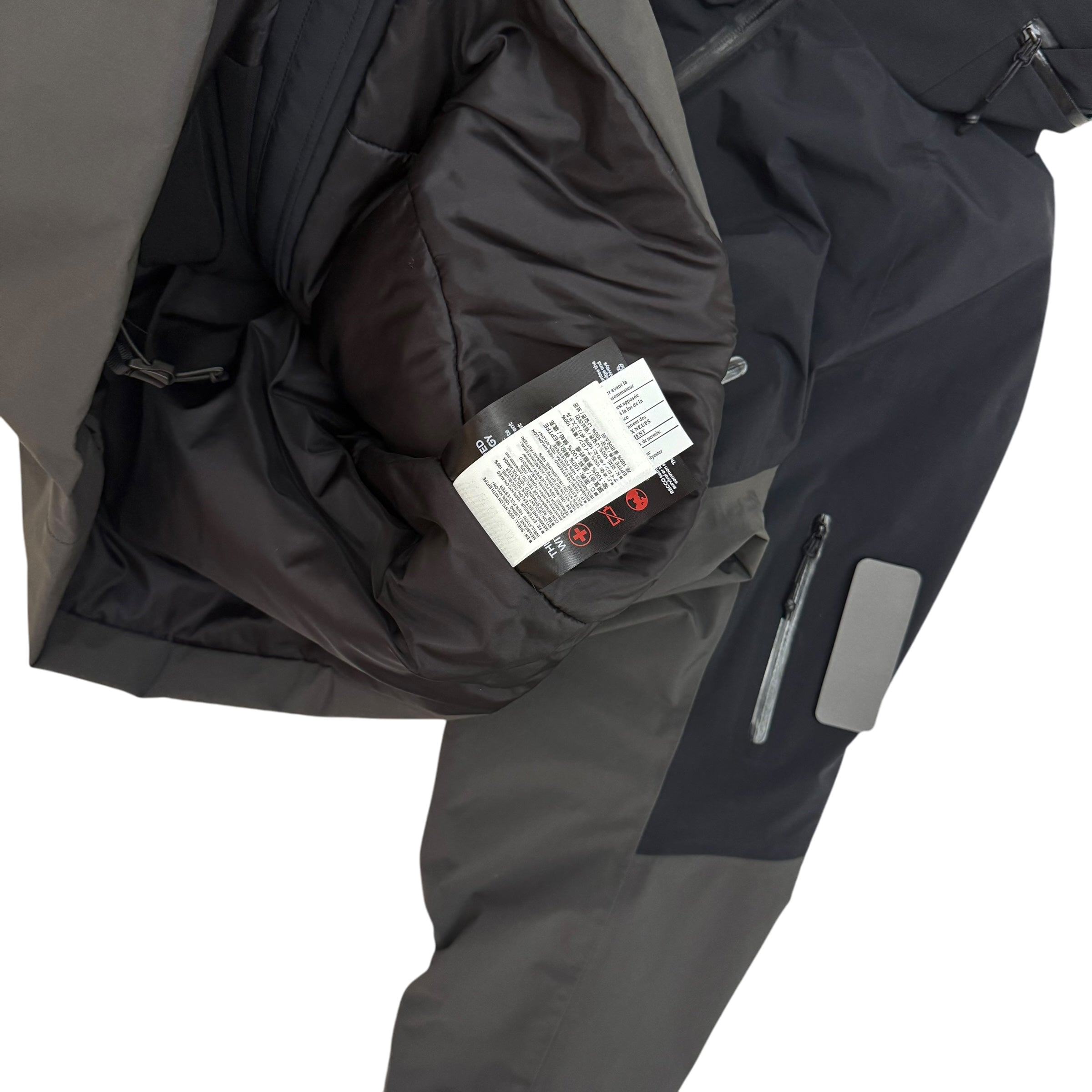 Arc'teryx System A Gen 2 Axis Insulated Gore-Tex Jacket Black / Grey (Size L)