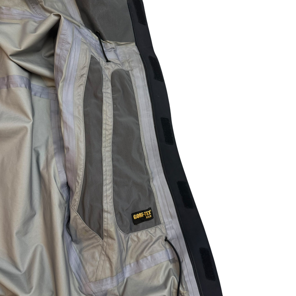 Nike ACG 00s Gore-Tex XCR Oregon Series Jacket Black (Size M)