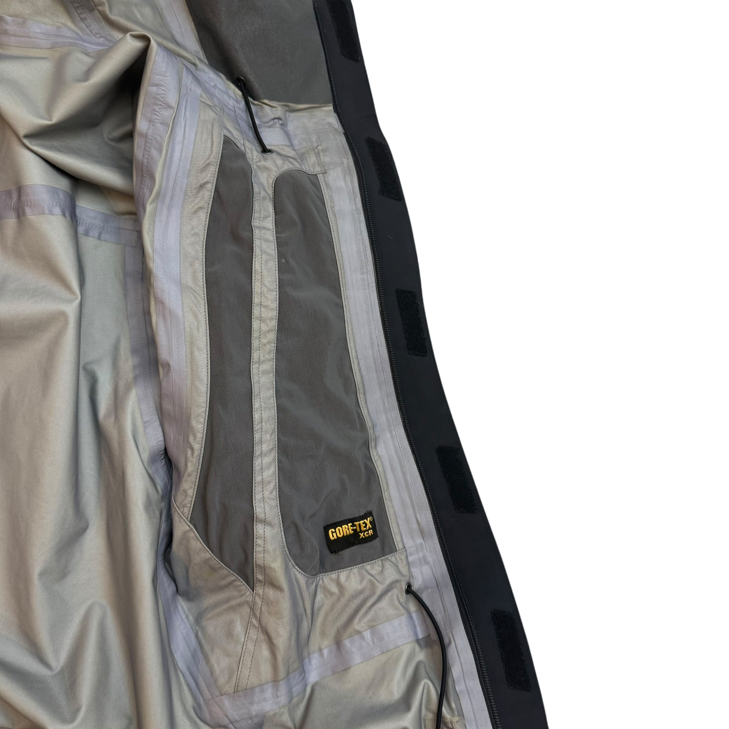 Nike ACG 00s Gore-Tex XCR Oregon Series Jacket Black (Size M)