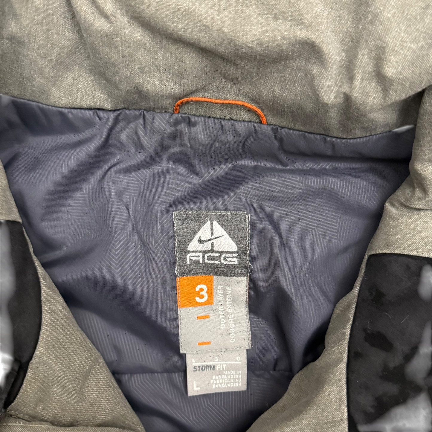 Nike ACG AW05 Storm-Fit Multi-Pocket Jacket Stone (Size L)