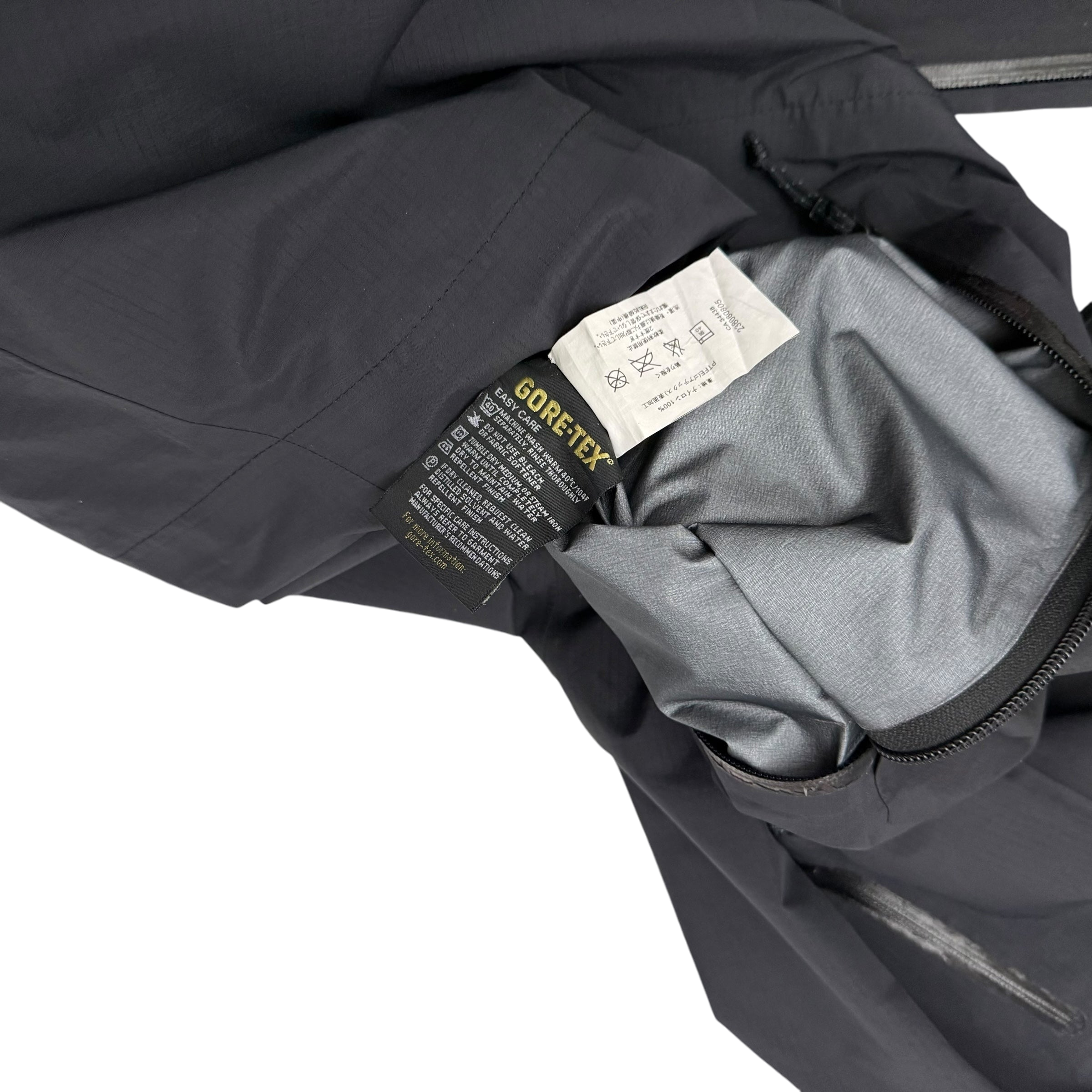 Arc'teryx 00s Theta AR Gore-Tex Pro Jacket Black (Size XXL)