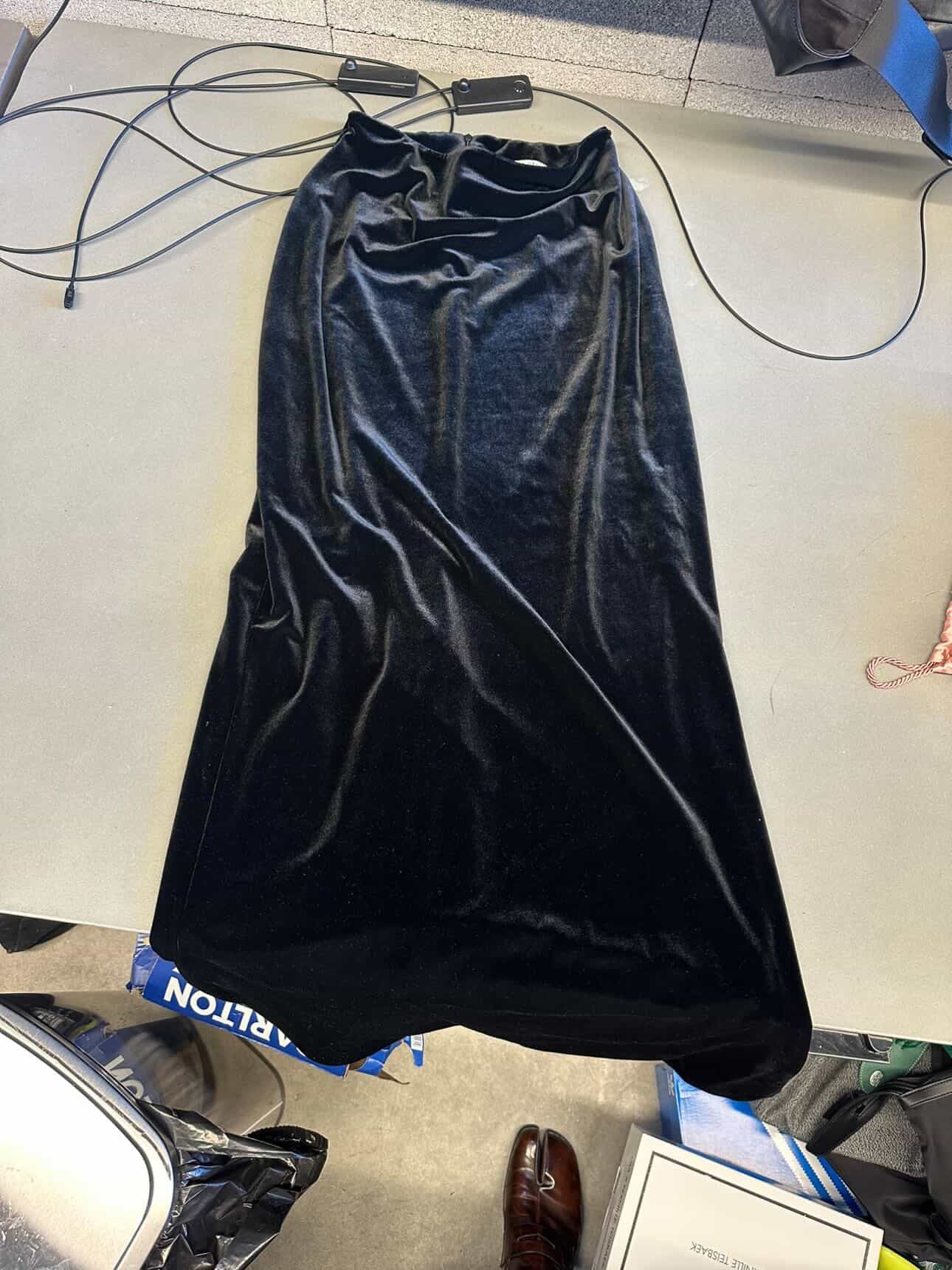 Effie Kats Velour Skirt Black (Size L)