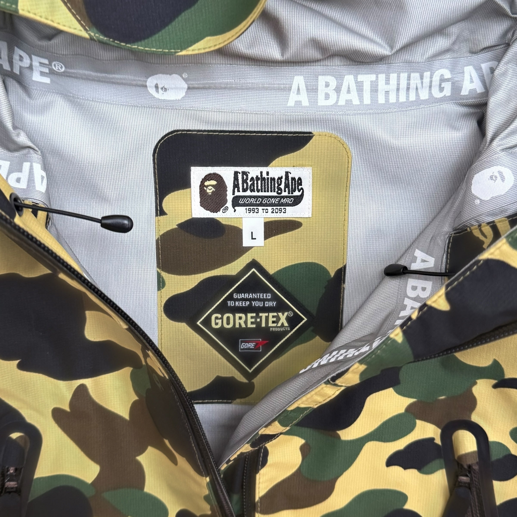 BAPE (A Bathing Ape) Gore-Tex 1st Camo Shell Zip-Up Hooded Jacket Yellow (Fits M-L)