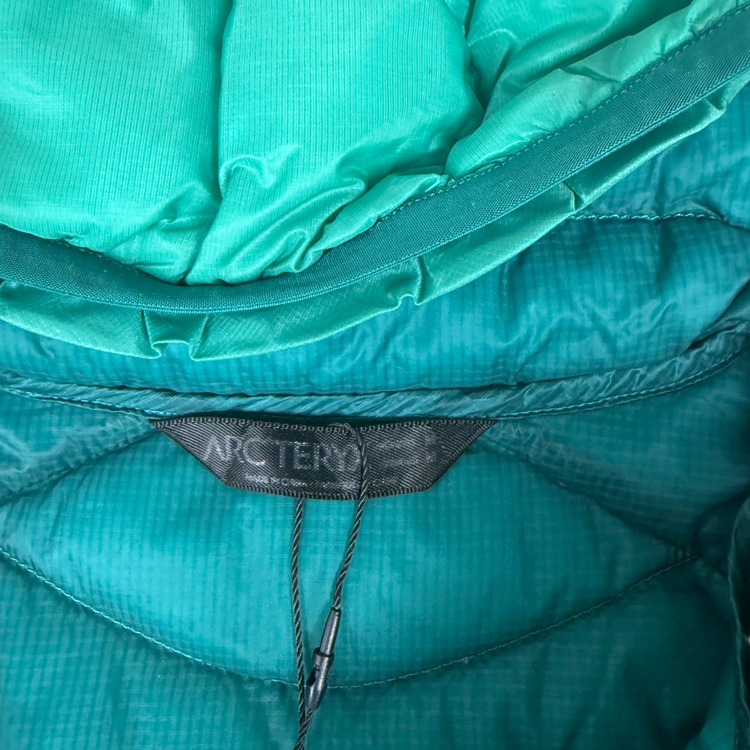 Arcteryx Cerium LT Hooded Down Jacket Blue-Green (Size M Womens)