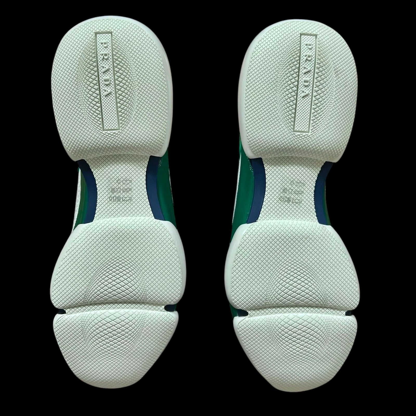Prada Cloudbust Low Green / Navy / White