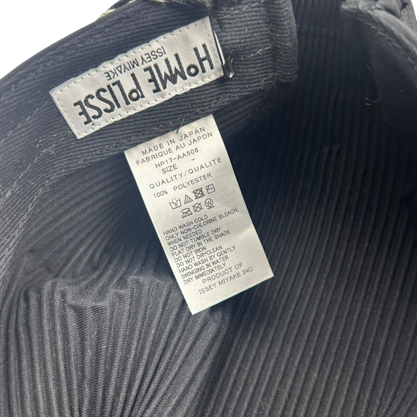 Issey Miyake Homme Plisse BlackPleated Cap