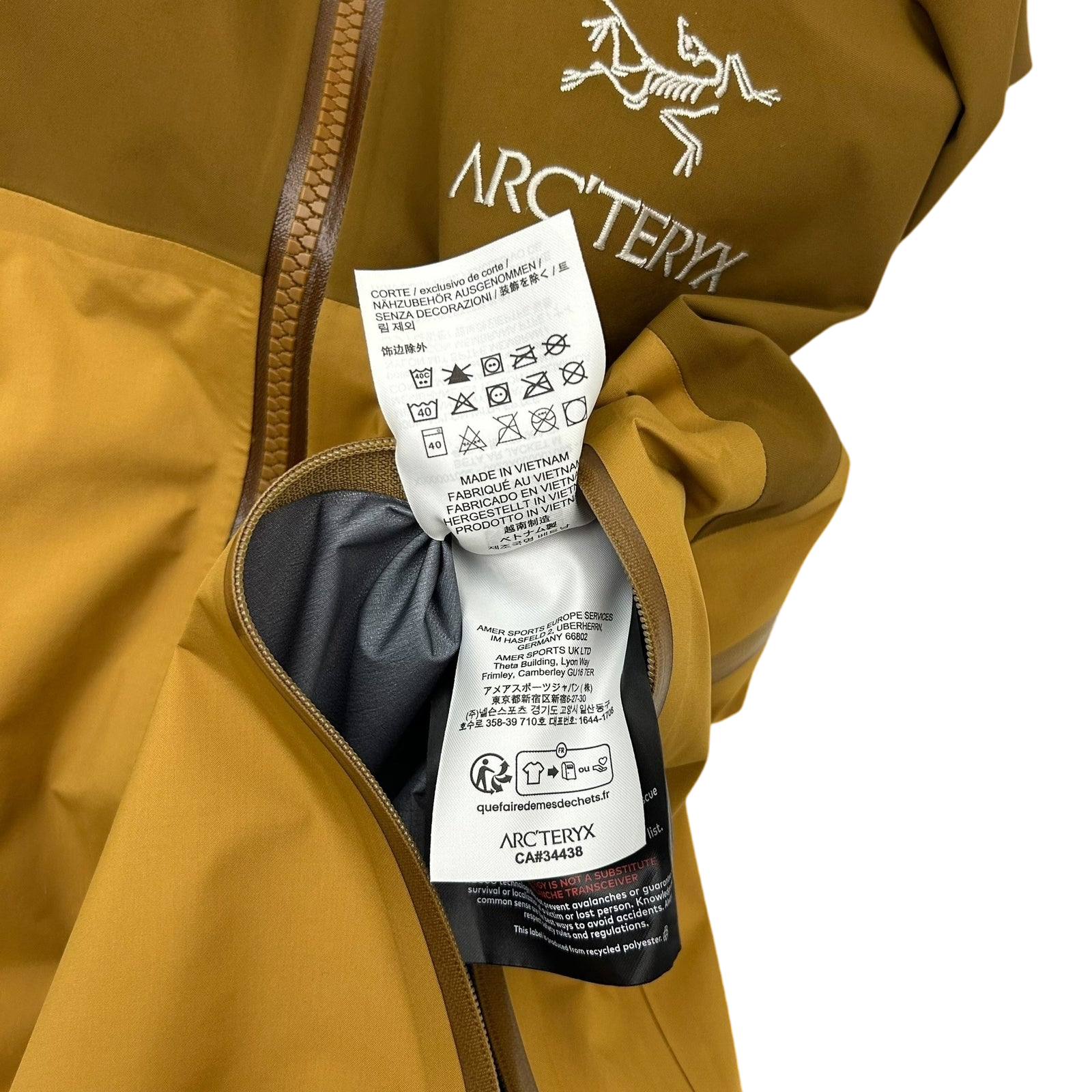 Arc'teryx Beta AR Goretex Jacket in ‘Yukon’ (Brown) (Size M)