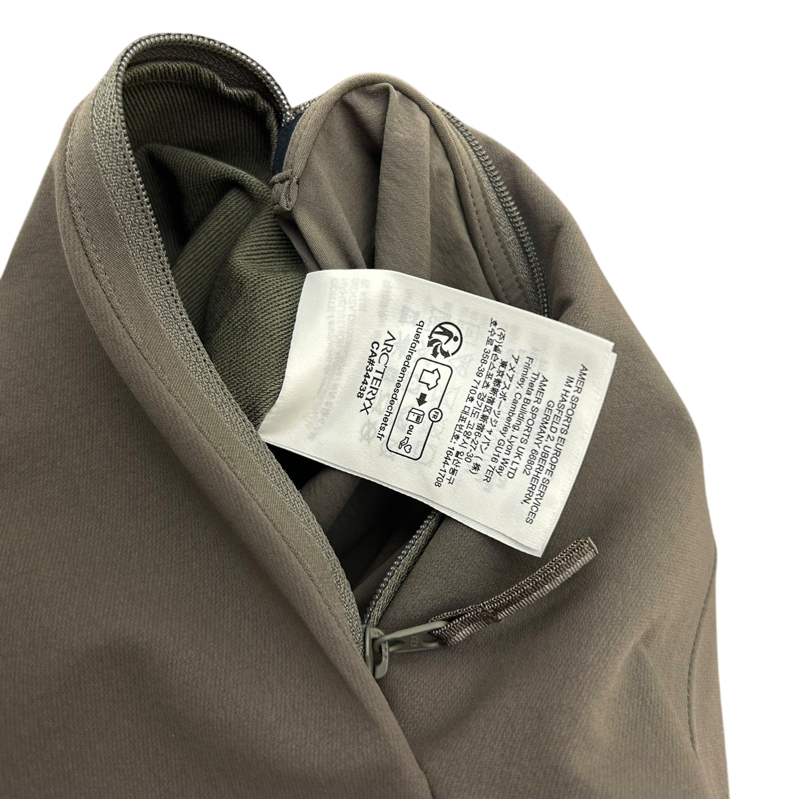 Arc’teryx Veilance Isogon MX Hooded Jacket (Fits S/M)