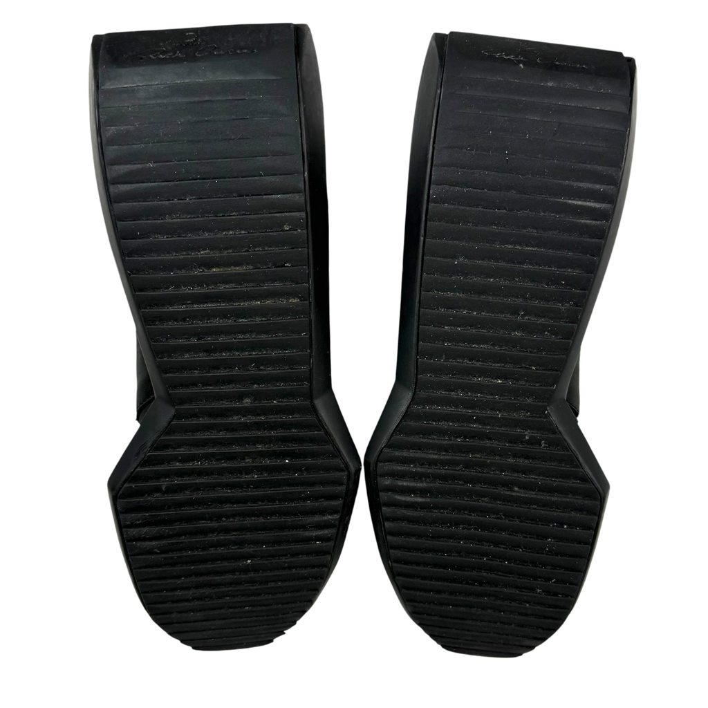 Rick Owens x Adidas Tech Runner ‘Triple Black’ (US8/UK6.5/EU40)