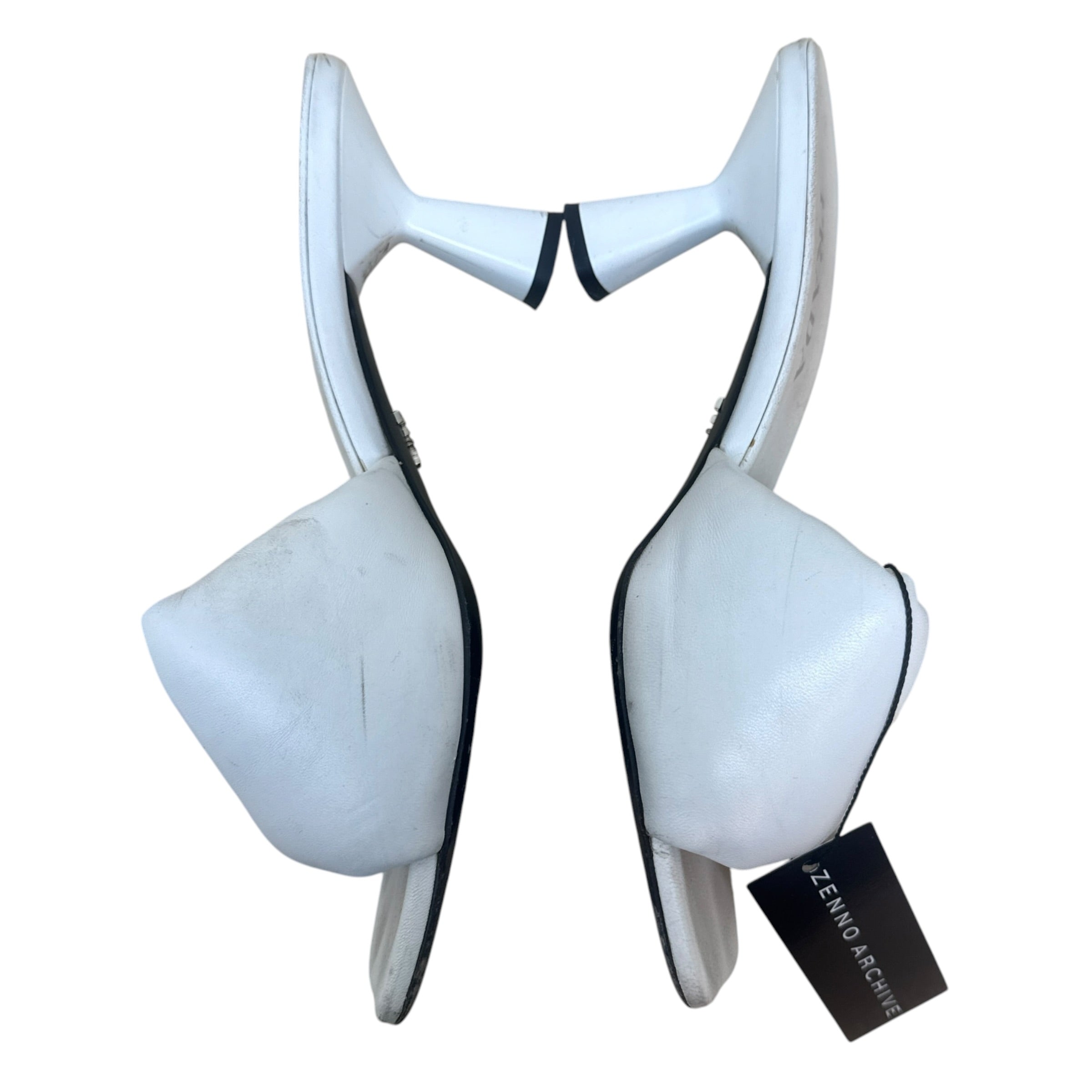 Bottega Venetta Cream Lambskin Sandals (Size 40)