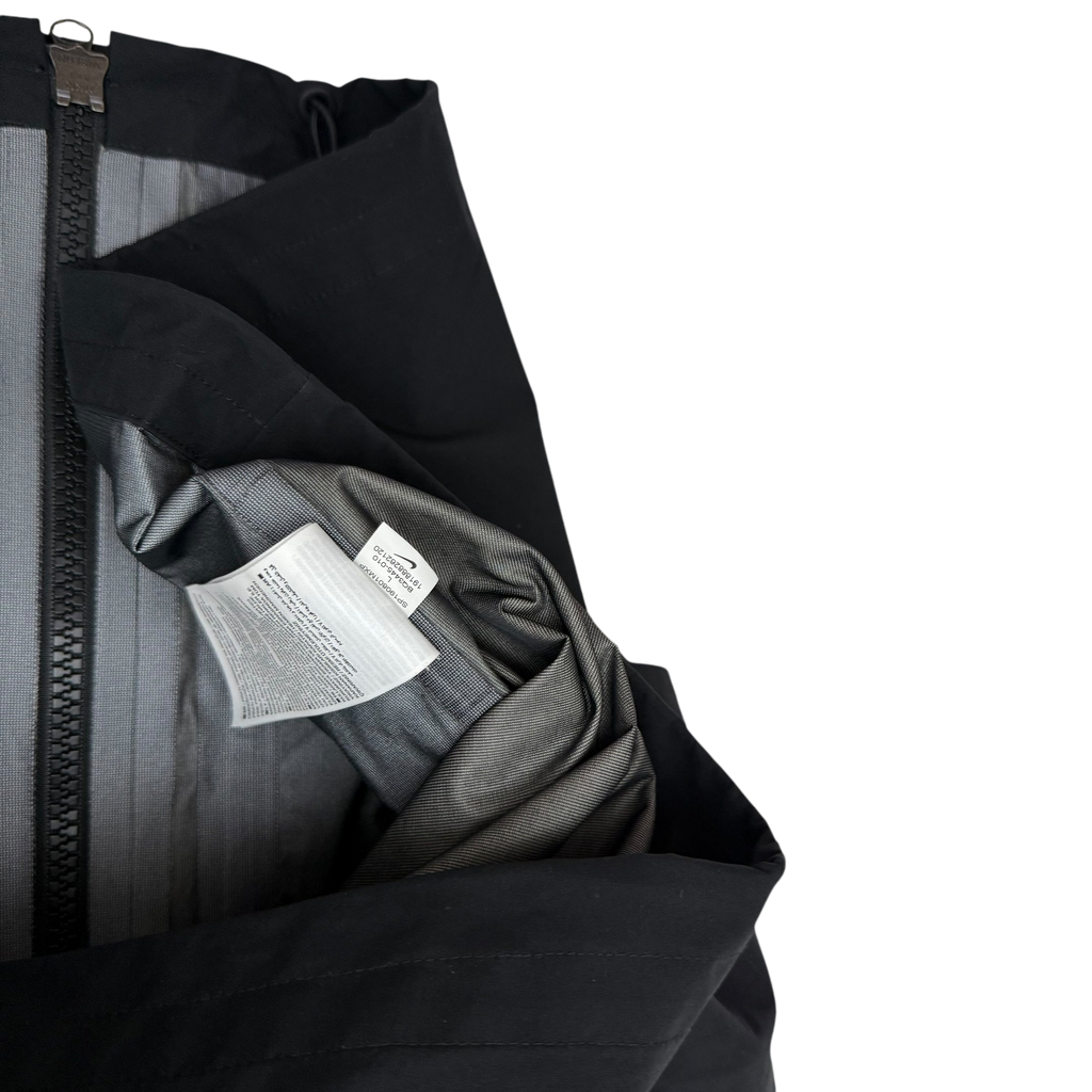 Nike ACG Goretex Jacket (Fits L-XL)