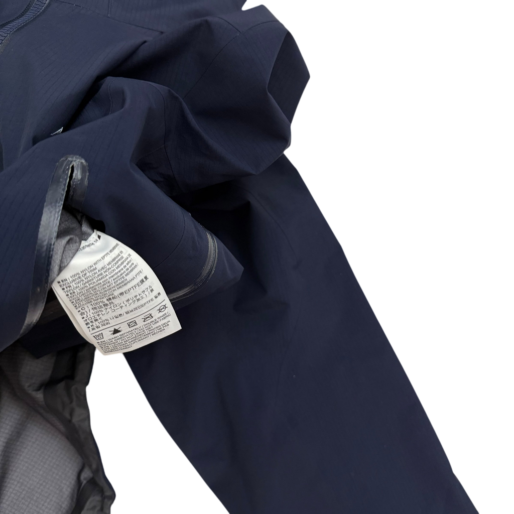 Arc'teryx Beta AR Gore-Tex Pro Jacket Navy (Size L)