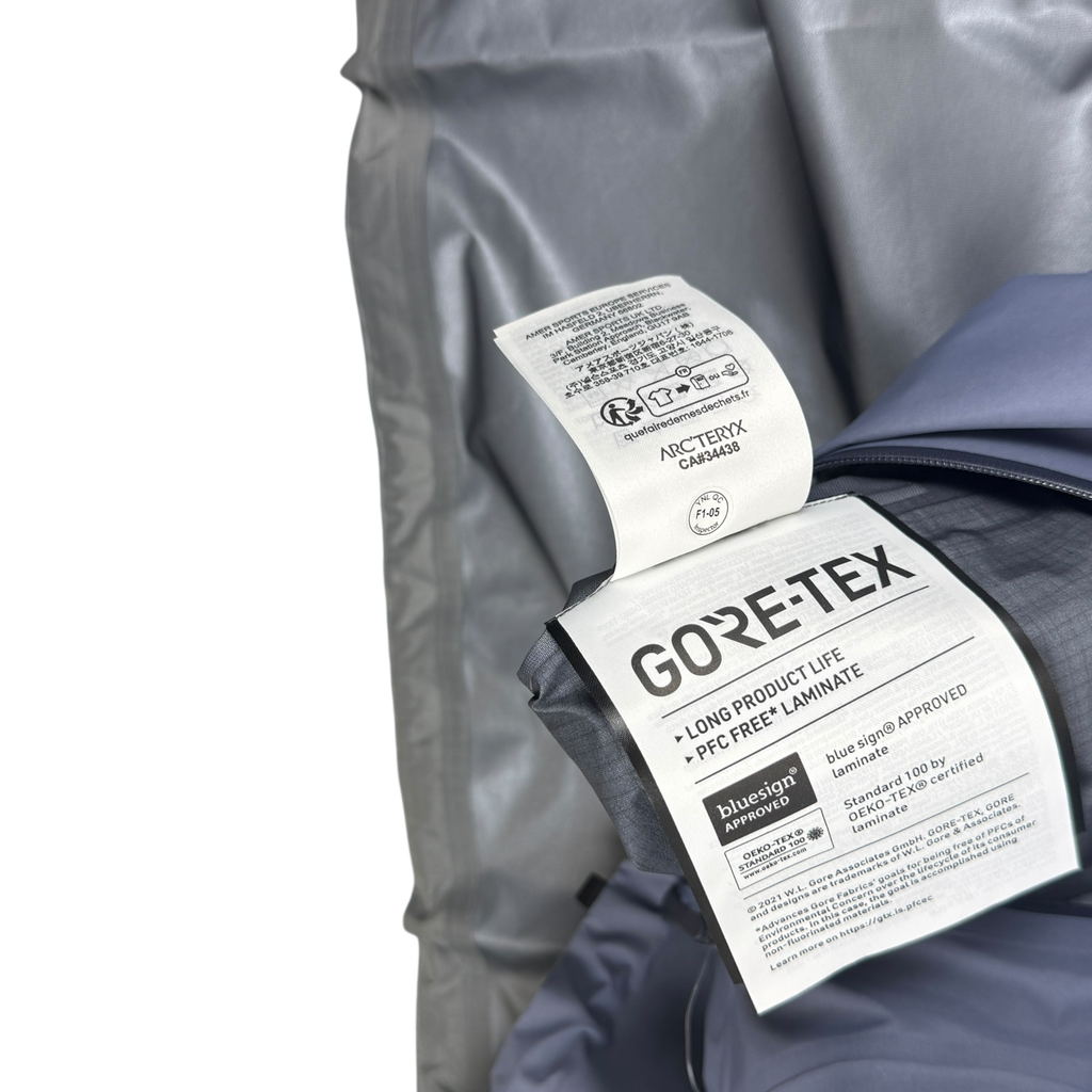 Arc’teryx Beta SL Goretex Jacket ‘Stratus’ Blue (Size L)