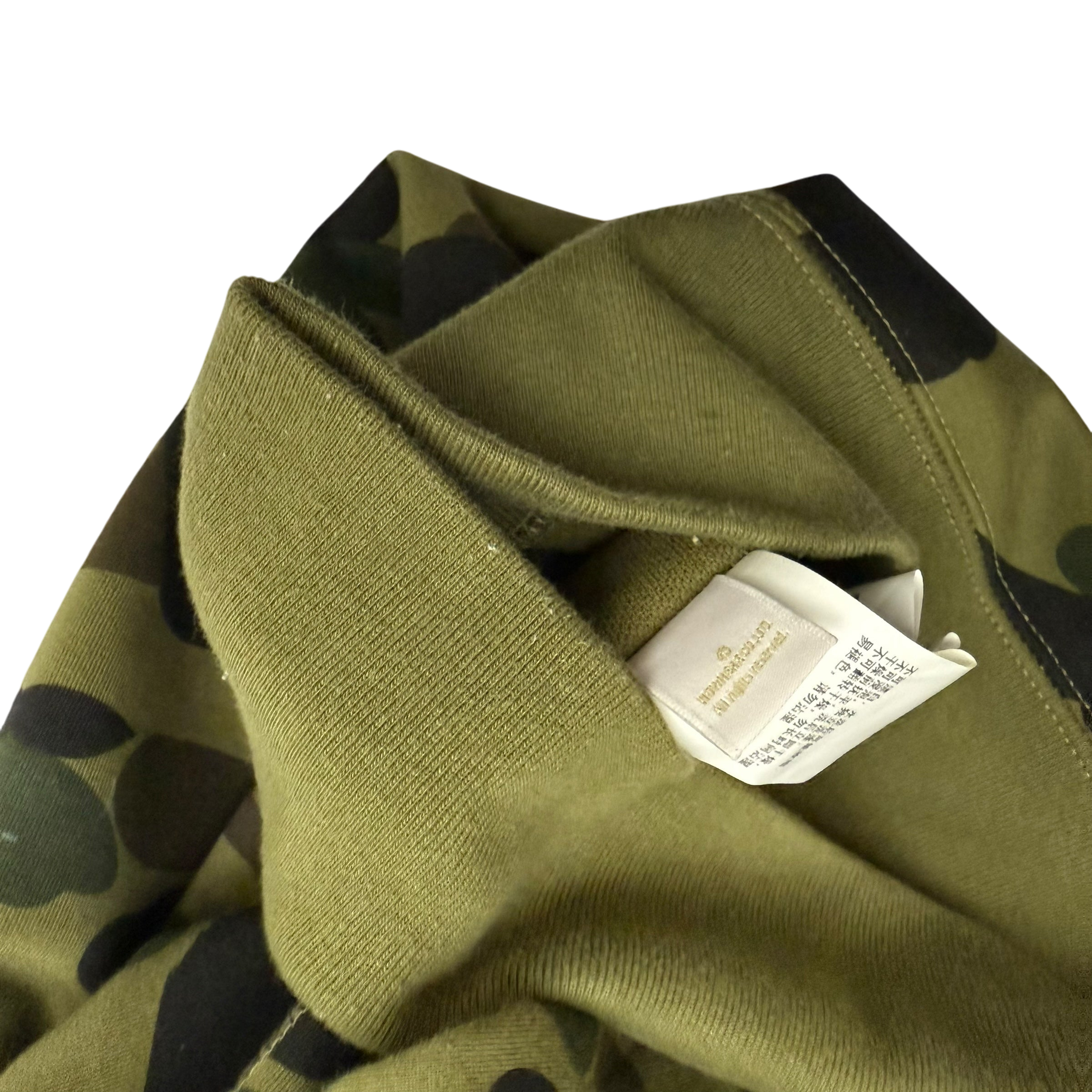 BAPE (A Bathing Ape) 1st Camo Gore Windstopper Camo Shark Zip-Up Hoodie Green (Size S)