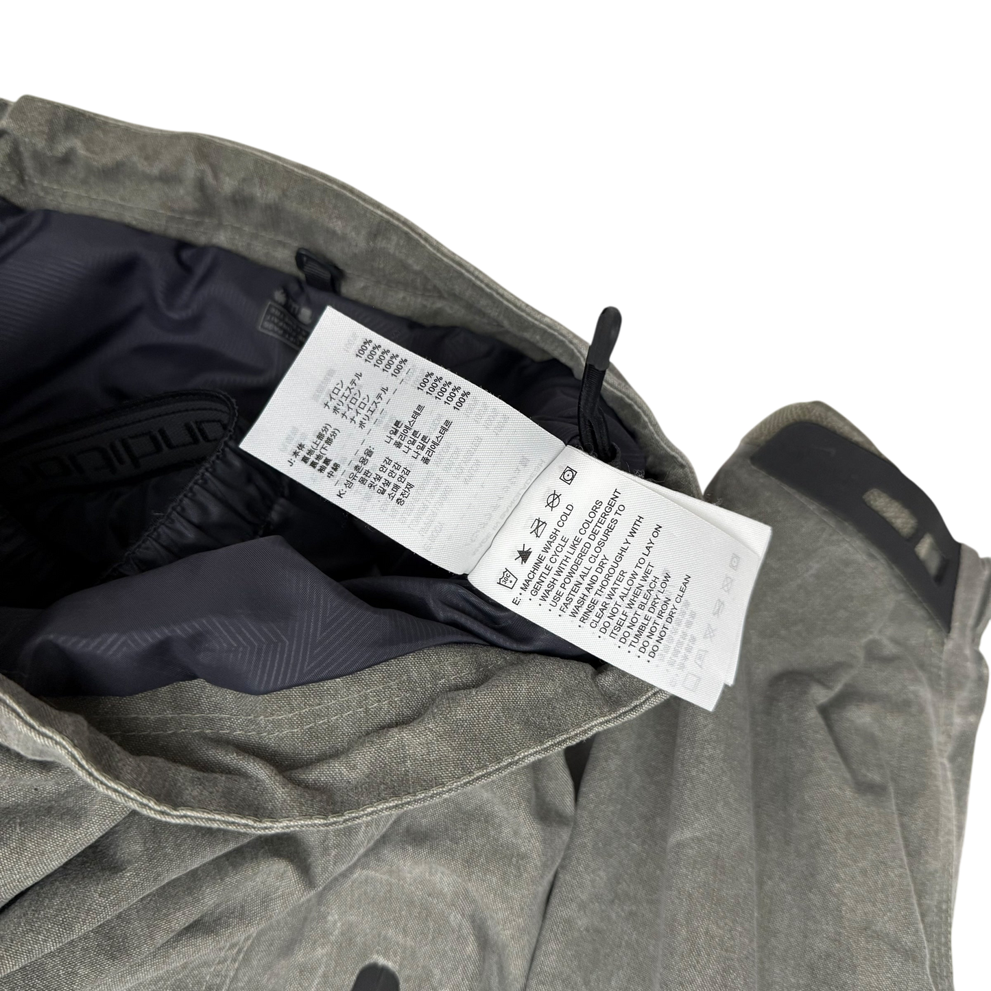 Nike ACG AW05 Storm-Fit Multi-Pocket Jacket Stone (Size L)