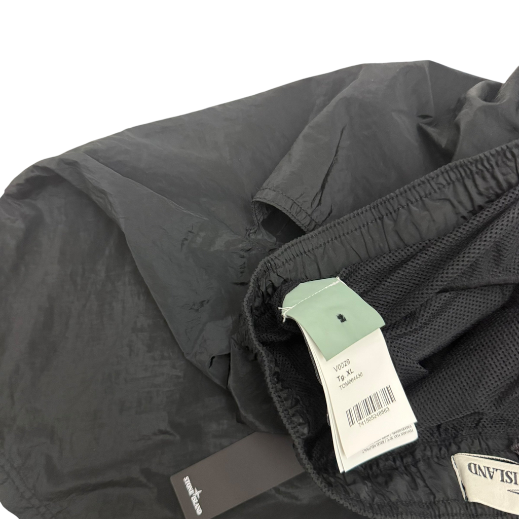 Stone Island Logo Patch Nylon Metal Shorts Black (Size XL)