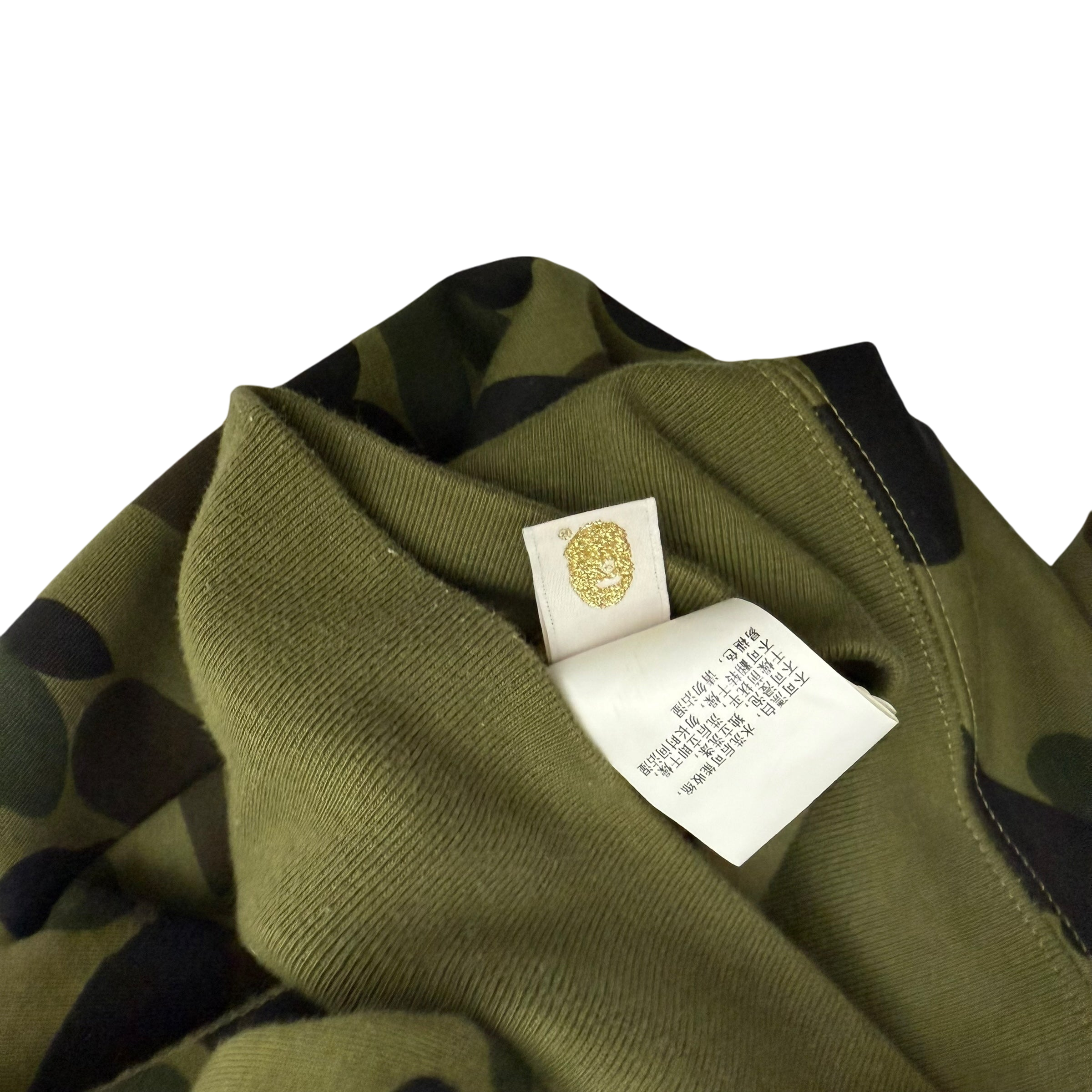 BAPE (A Bathing Ape) 1st Camo Gore Windstopper Camo Shark Zip-Up Hoodie Green (Size S)