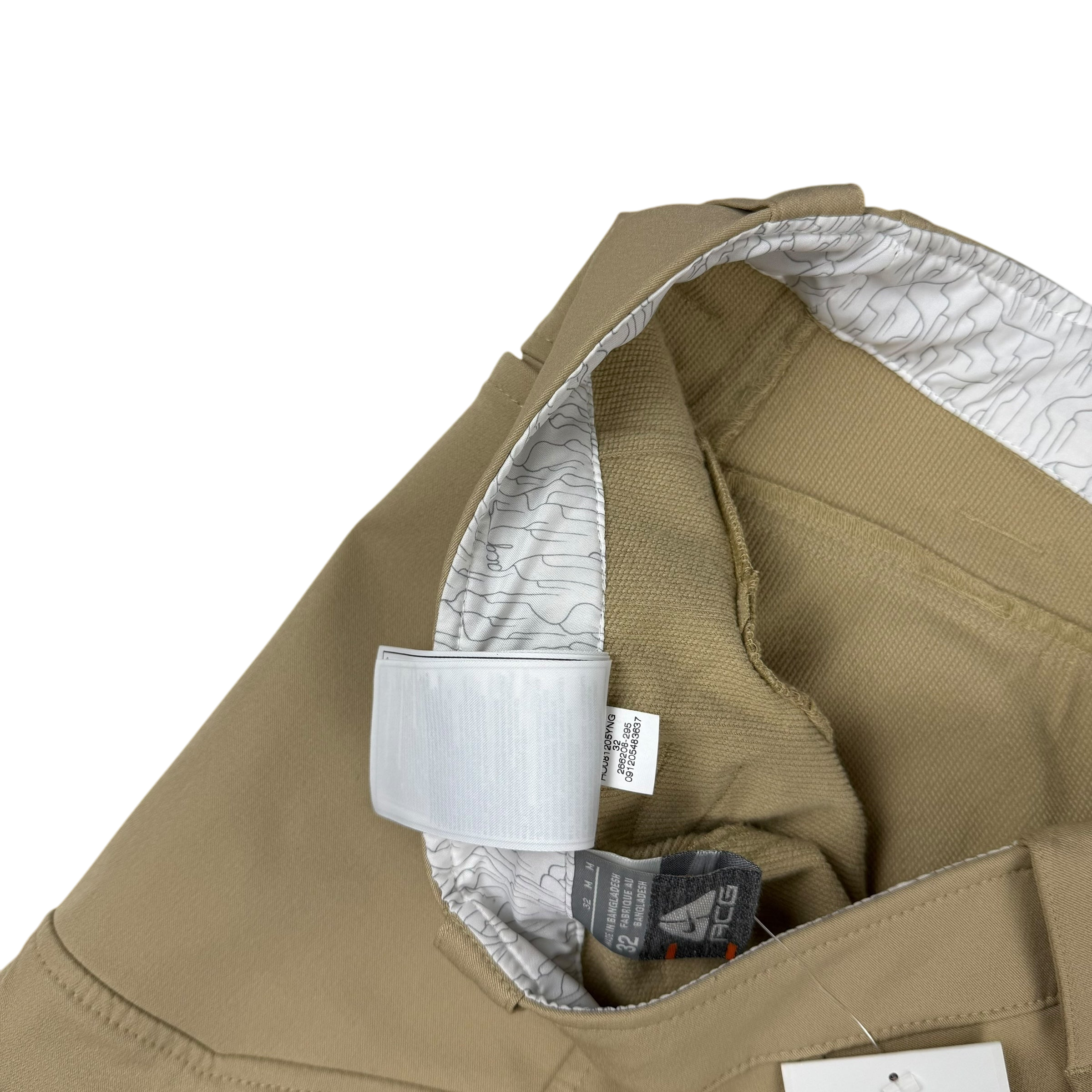 Vintage Nike ACG Cargo Pants Beige (Size M)