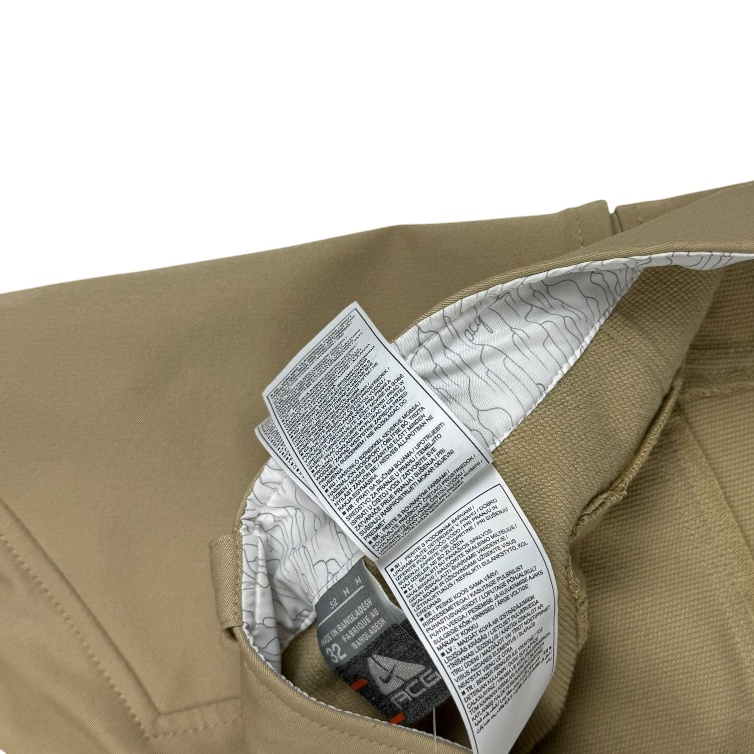 Vintage Nike ACG Cargo Pants Beige (Size M)