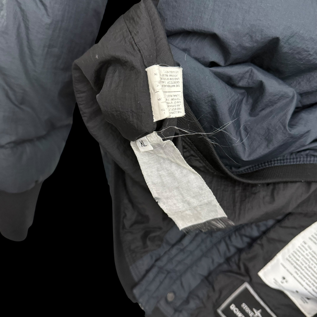 Stone Island AW11 Opaque Nylon Tela Down Puffer Jacket Navy (Fits L-XL)