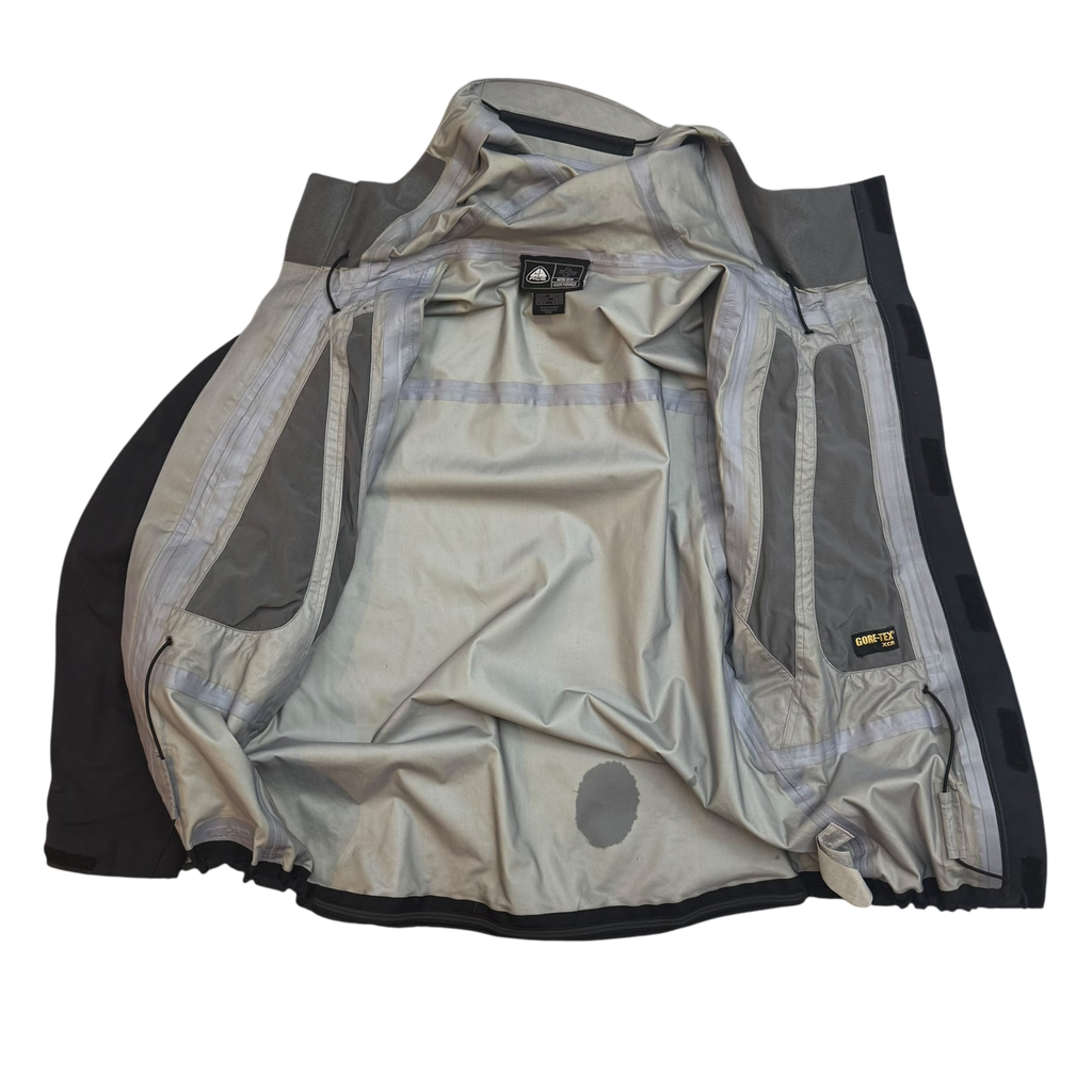 Nike ACG 00s Gore-Tex XCR Oregon Series Jacket Black (Size M)