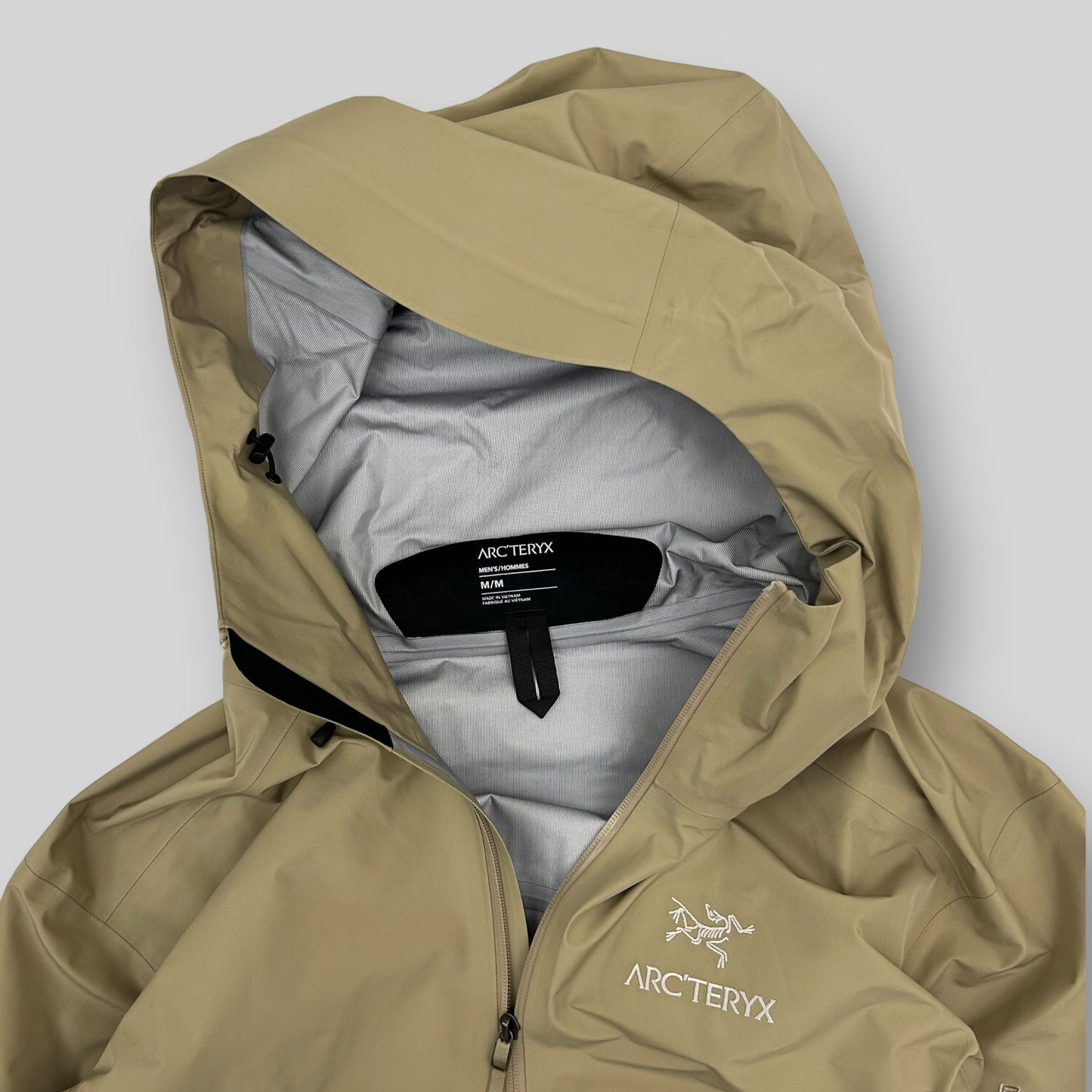 Arc'teryx Beta LT Gortex Jacket ‘Smoke Bluff’ (Beige) (Size L)