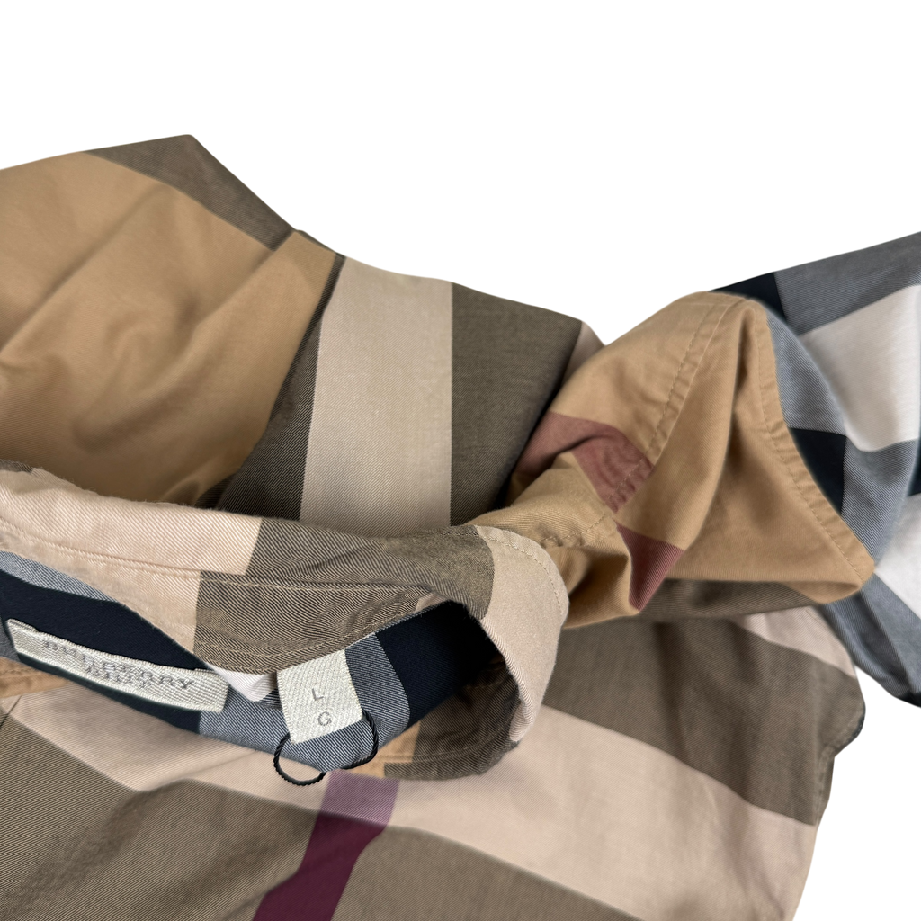 Burberry Nova Check Short Sleeve Shirt (Size L)
