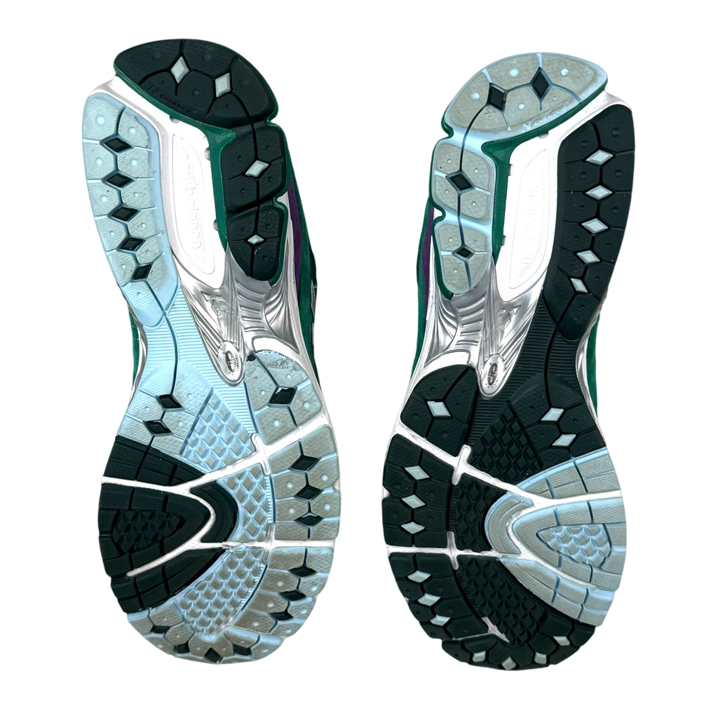 New Balance x Up There 2002R 'Backyard Legends (US11/UK10.5) (US11/UK10/EU44)