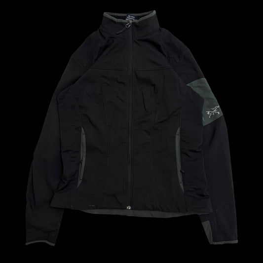 Arc’teryx 00s Gamma Softshell Jacket Black (Size S Womens)