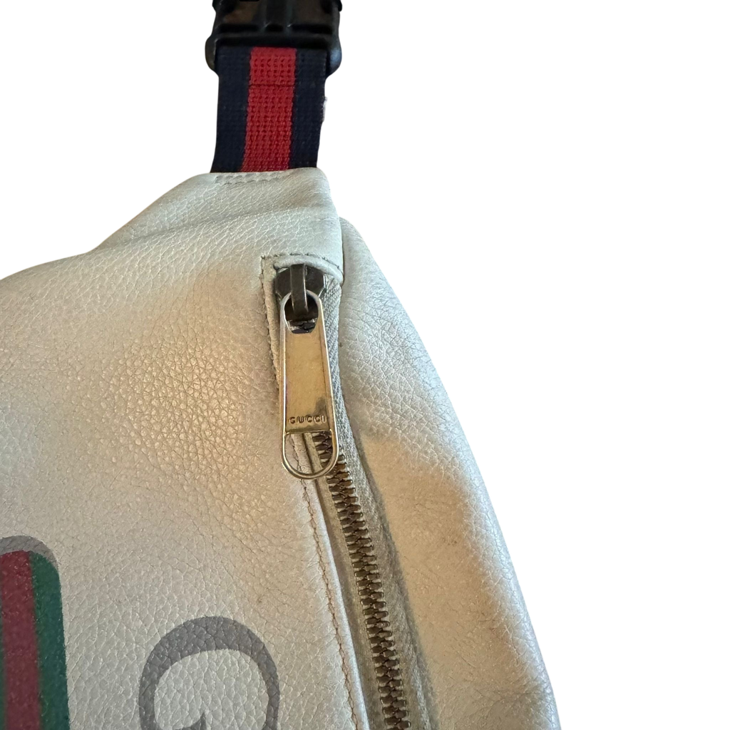Gucci Logo Print Grained Calfskin Waist Bag