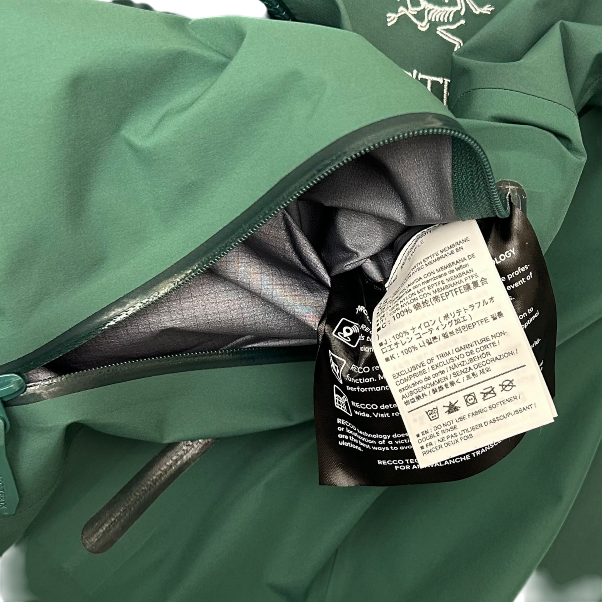 Rare Arc’teryx Beta AR Goretex Jacket ‘Dark Elysium’ Green (Fits M/L)