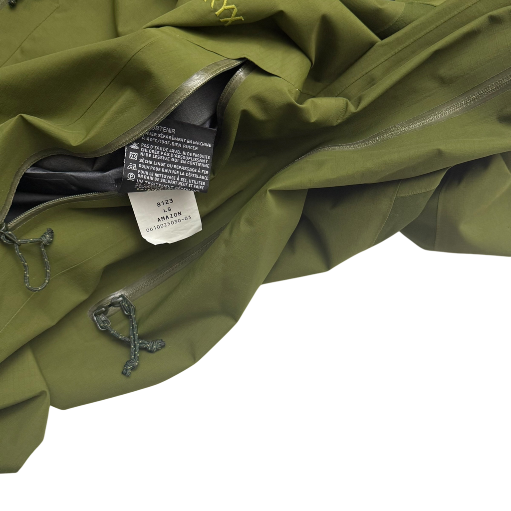 Arc'teryx Beta AR Jacket Two Tone Green (Size L)