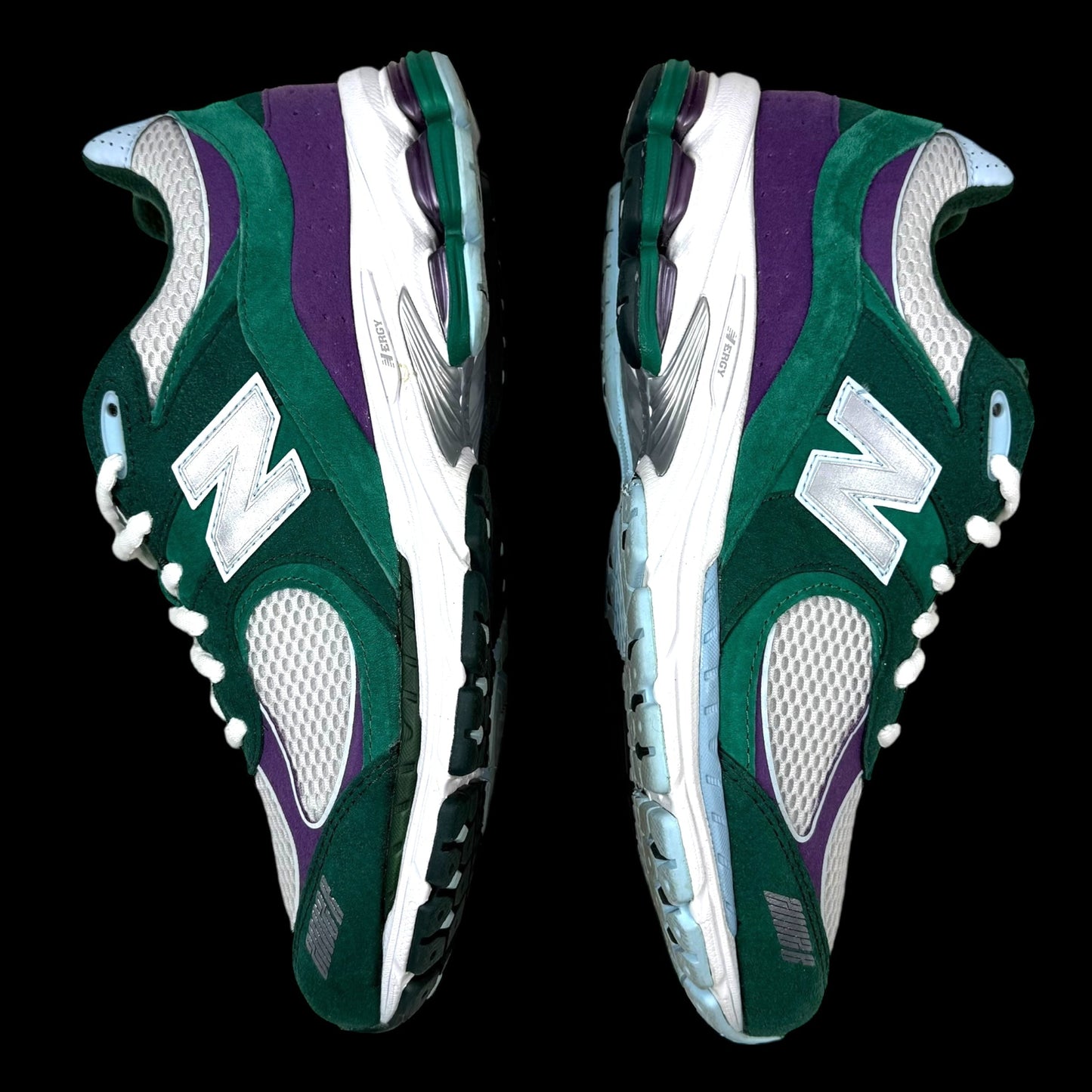 New Balance x Up There 2002R 'Backyard Legends (US11/UK10.5) (US11/UK10/EU44)