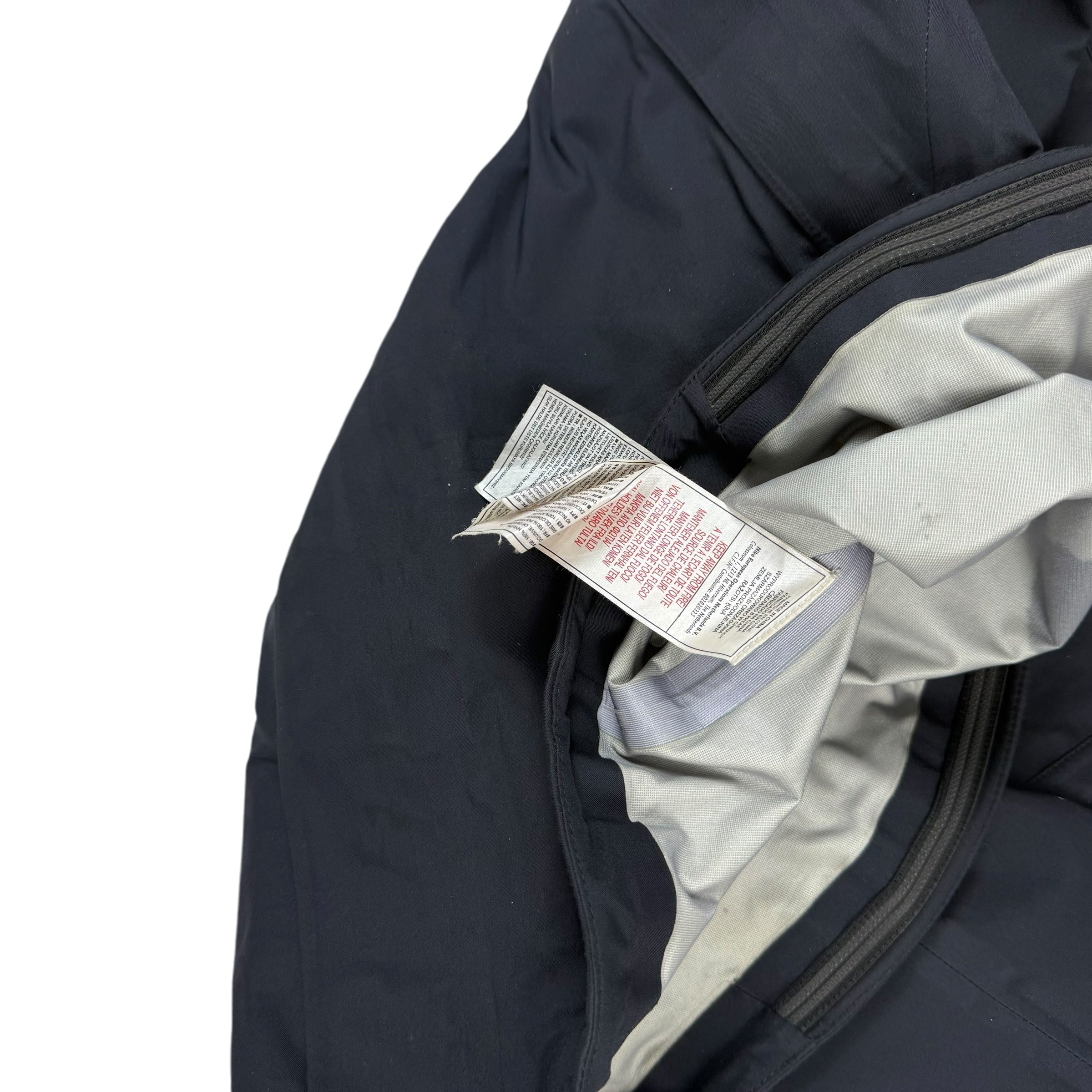 Nike ACG 00s Gore-Tex XCR Oregon Series Jacket Black (Size M)