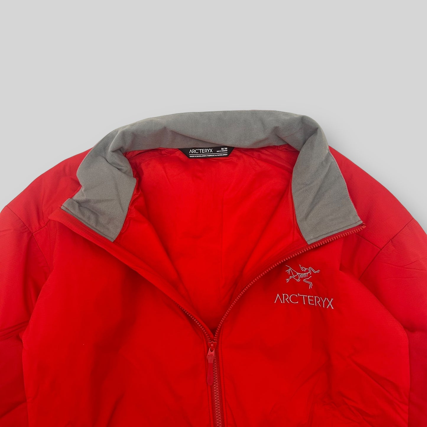 Arc'teryx Atom Jacket in Heritage/Red (Size M)