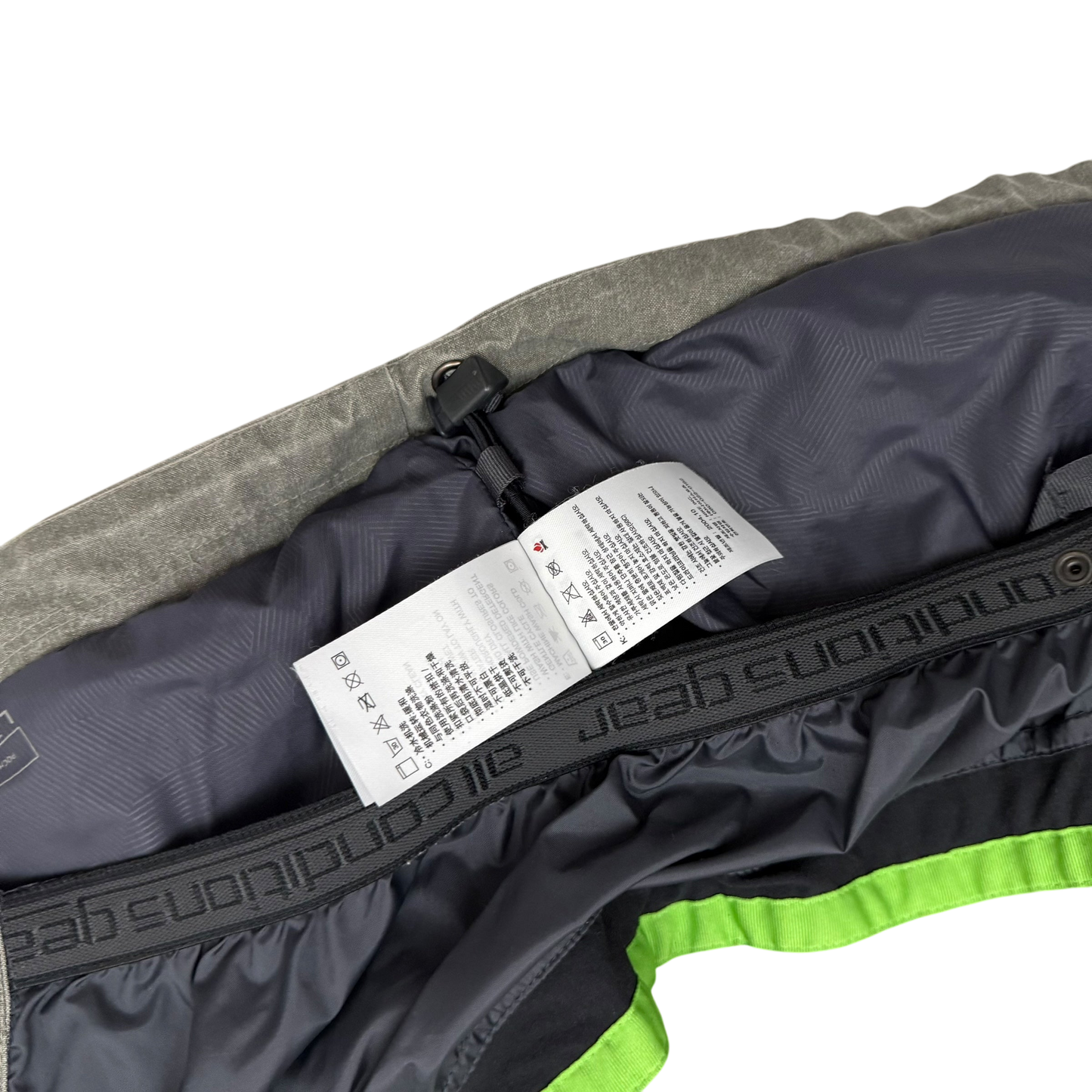 Nike ACG AW05 Storm-Fit Multi-Pocket Jacket Stone (Size L)