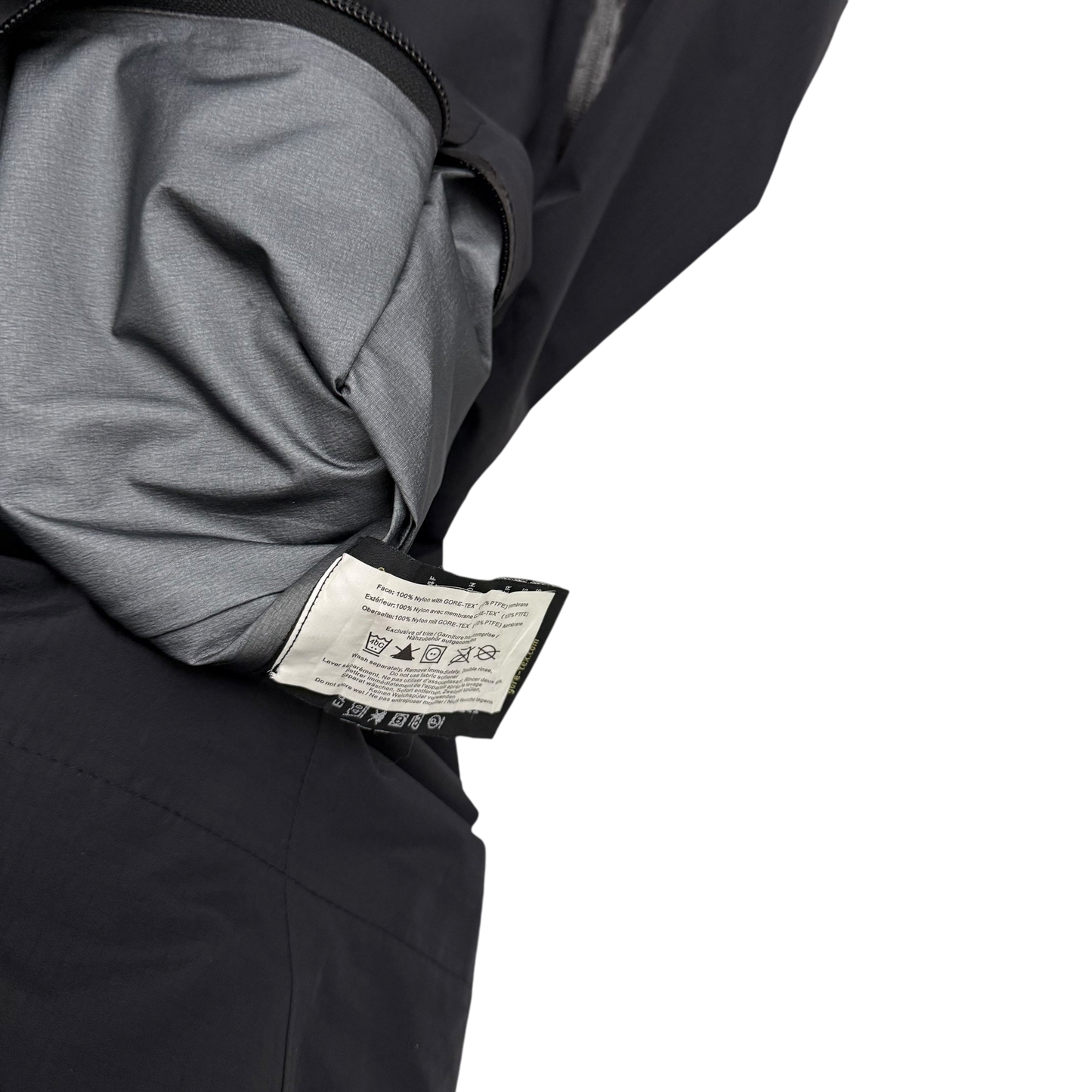 Arc'teryx 00s Theta AR Gore-Tex Pro Jacket Black (Size XXL)