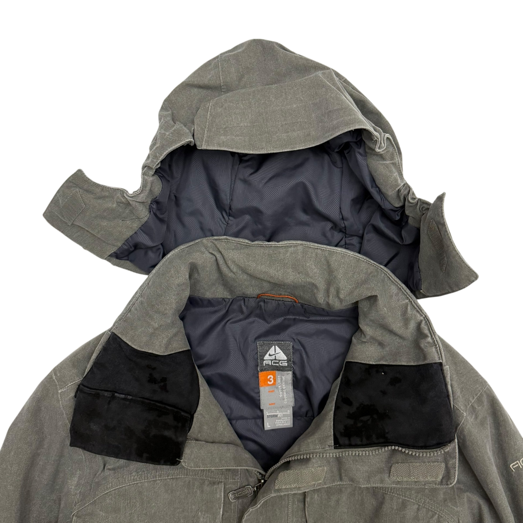 Nike ACG AW05 Storm-Fit Multi-Pocket Jacket Stone (Size L)