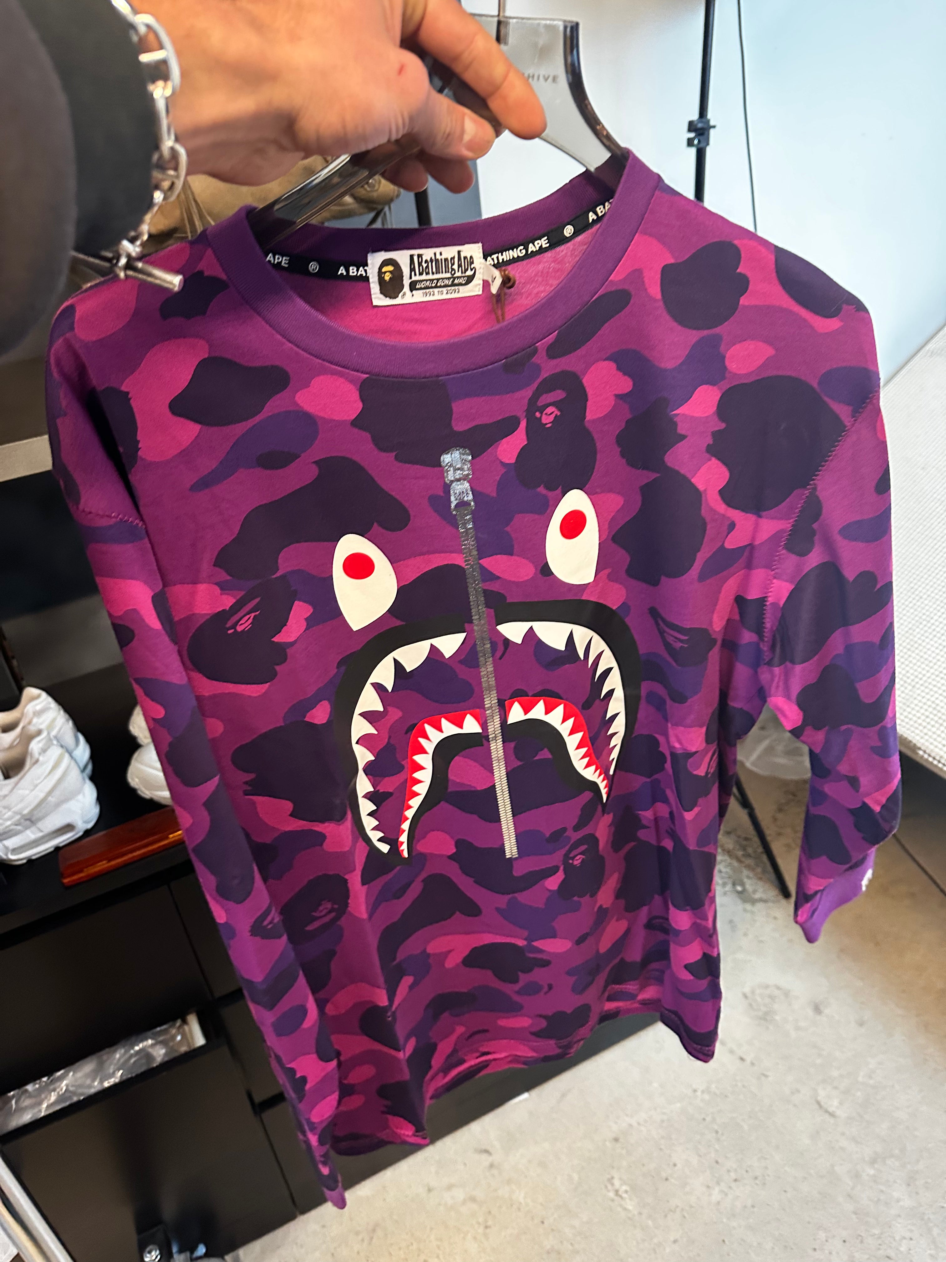 A Bathing Ape (BAPE) 1st Camo Shark Long Sleeve T-Shirt Purple (Fits M-L)