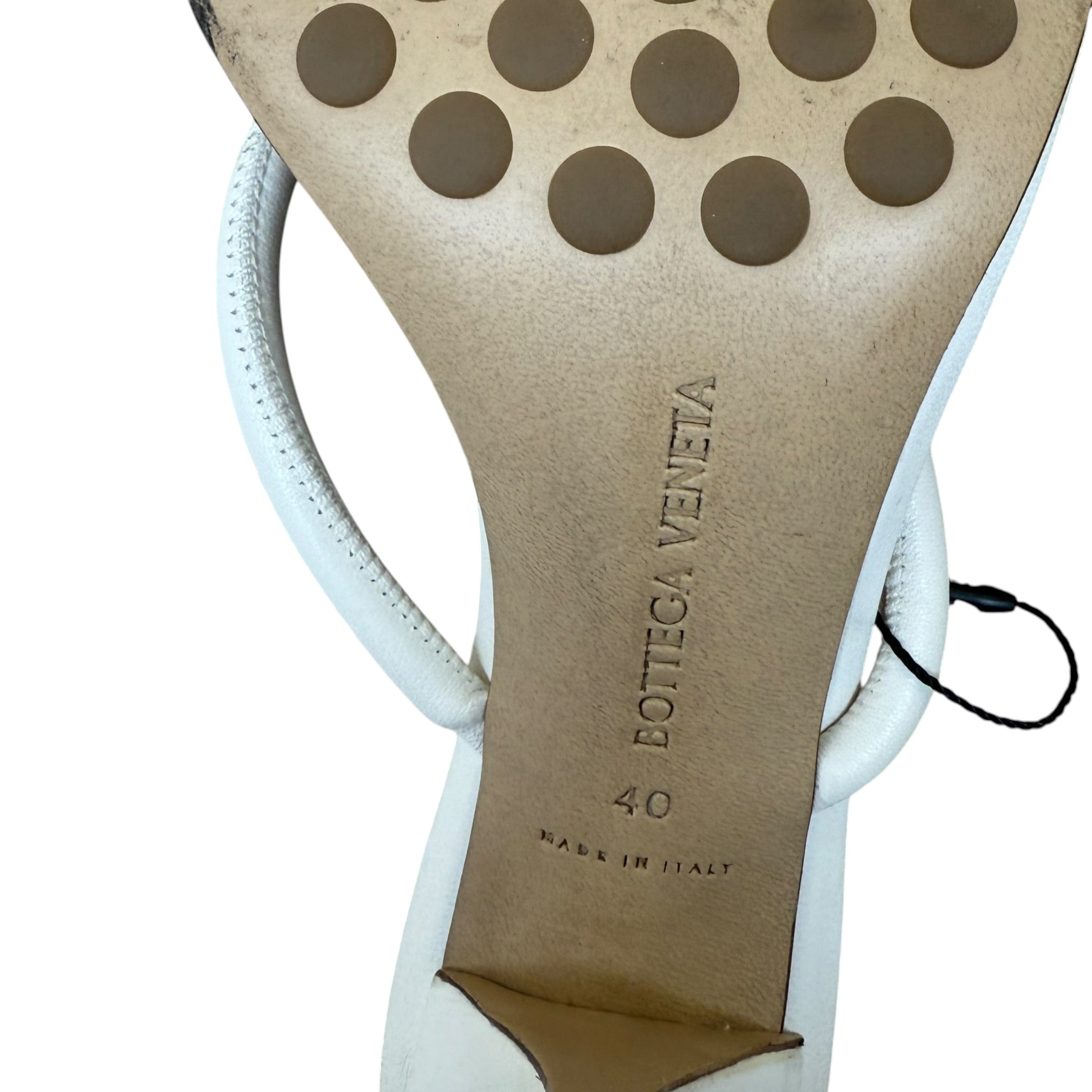 Bottega Venetta Cream Lambskin Sandals (Size 40)